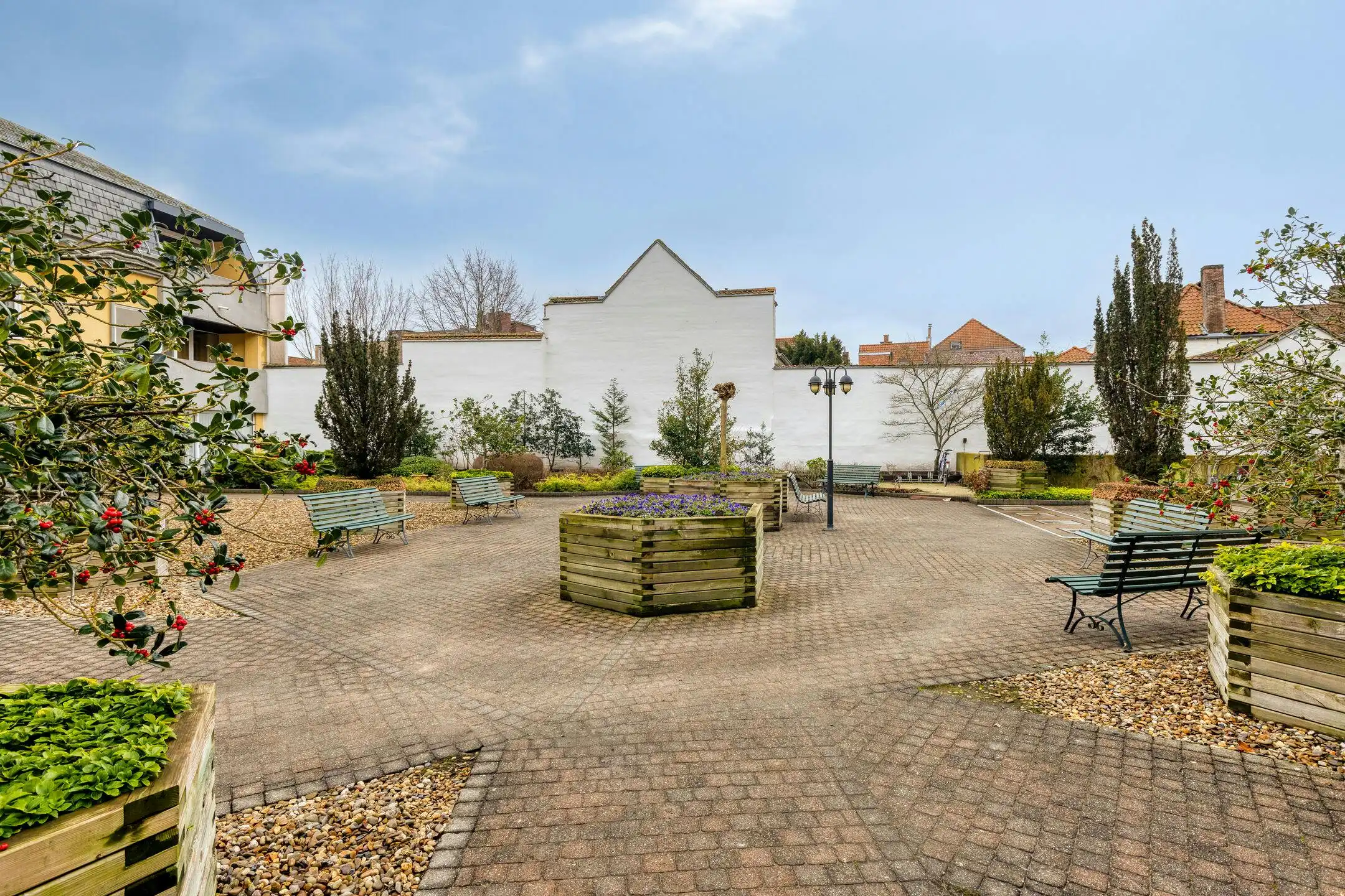 Lichtrijk 2 slaapkamer gelijkvloers appartement te koop foto 13