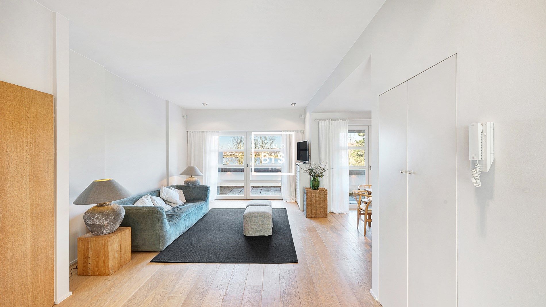 Parel van een villa rechtstreeks verbonden met het Zegemeer van Knokke  foto 4
