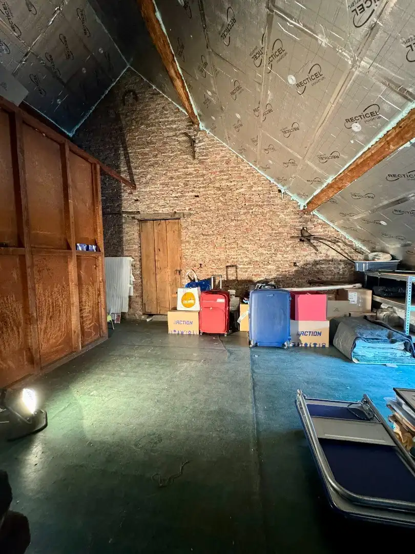 Te koop: ruime woning met onder andere slaapkamer en badkamer op het gelijkvloers.  foto 23