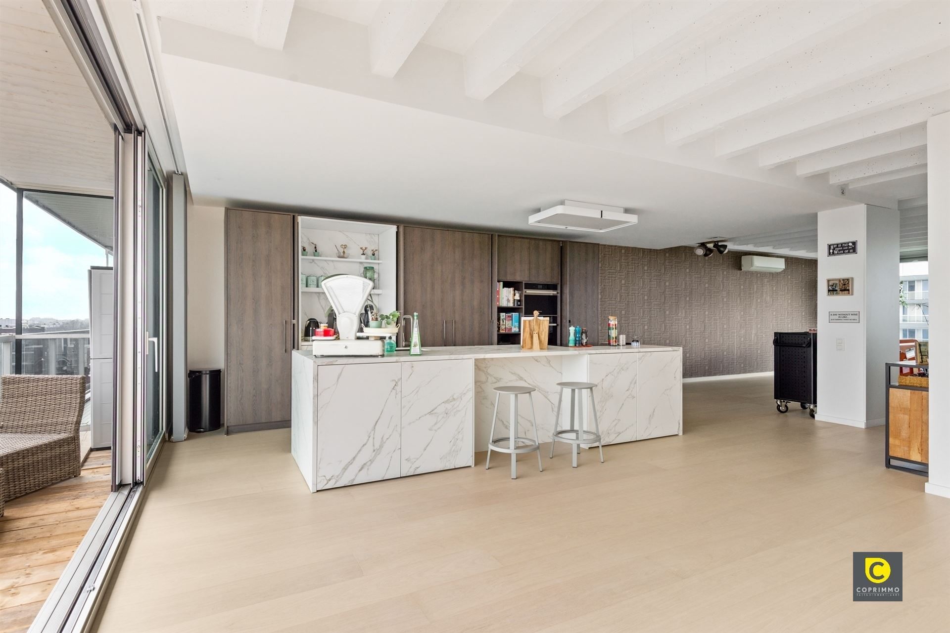 Prachtig gerenoveerd appartement foto 2