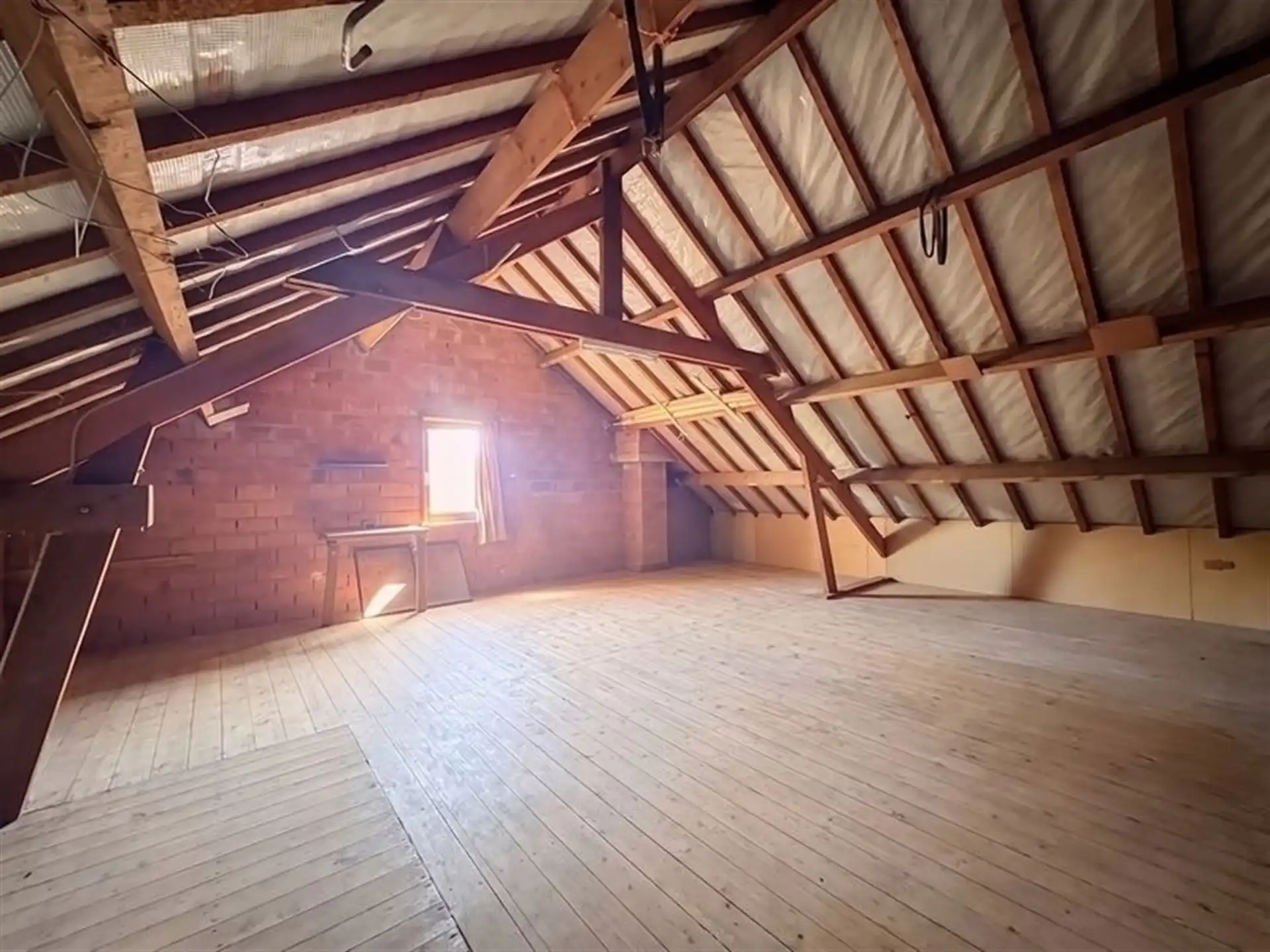 Ruime halfopen bebouwing op toplocatie in Sint-Niklaas foto 26