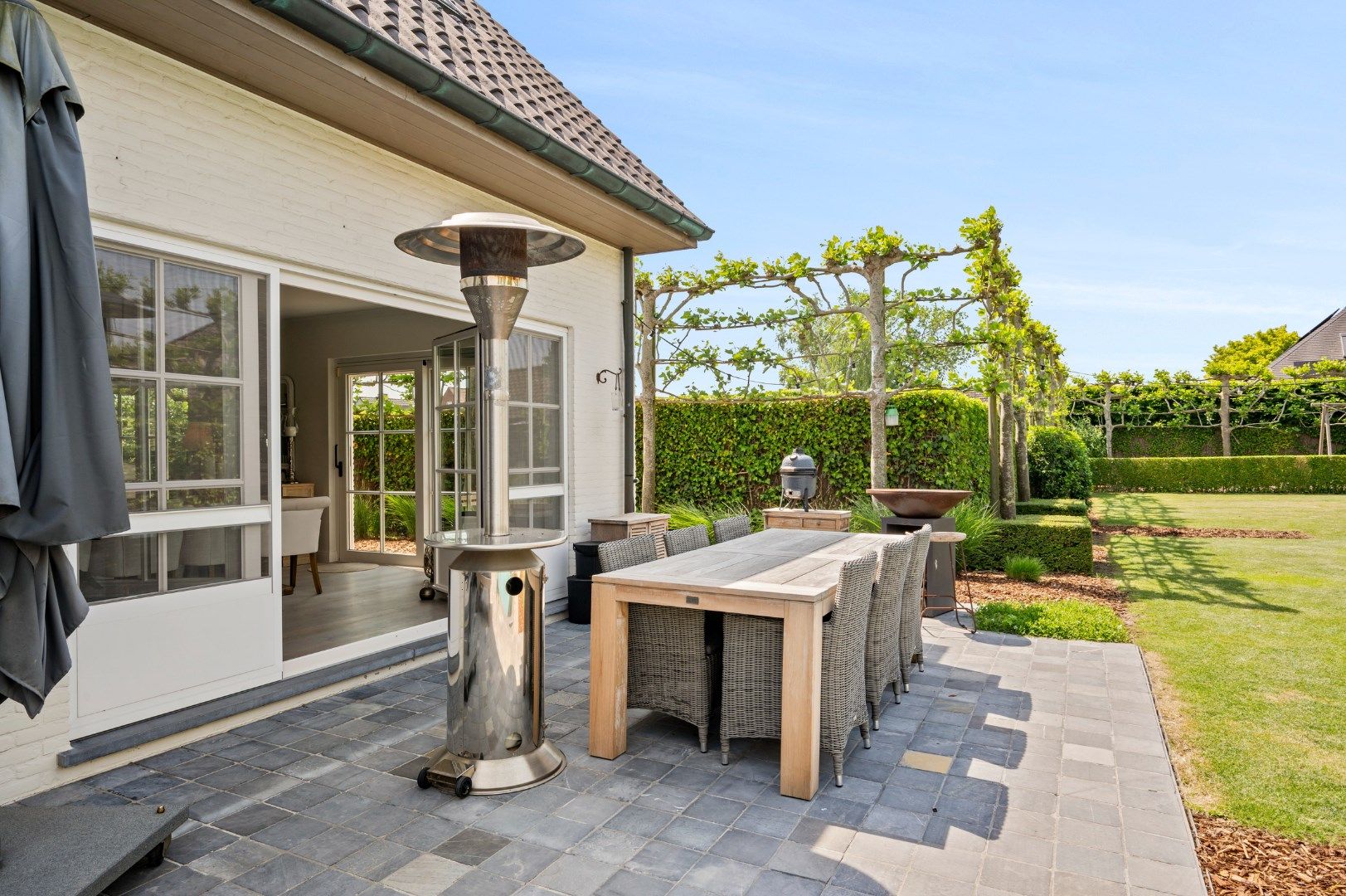 Luxueuze villa met zwembad, poolhouse en vier slaapkamers  foto 34