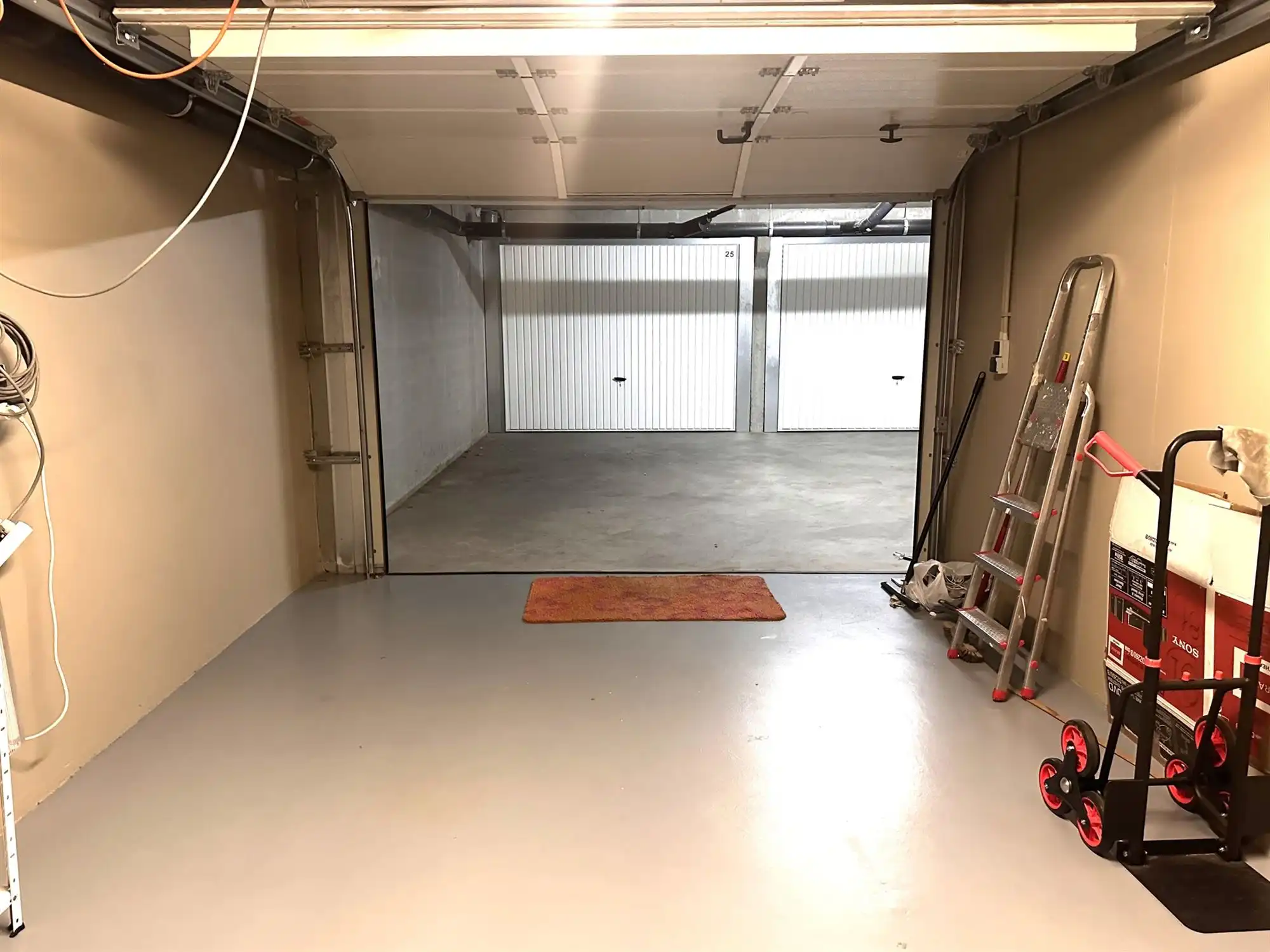 Ruime garagebox in centrum Bredene-Duinen (res. Nautica) foto 5