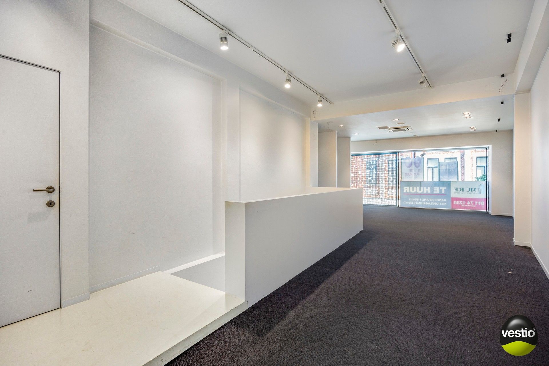Architecturaal handelspand met bovenliggend (casco) appartement - Aldestraat 54. foto 6