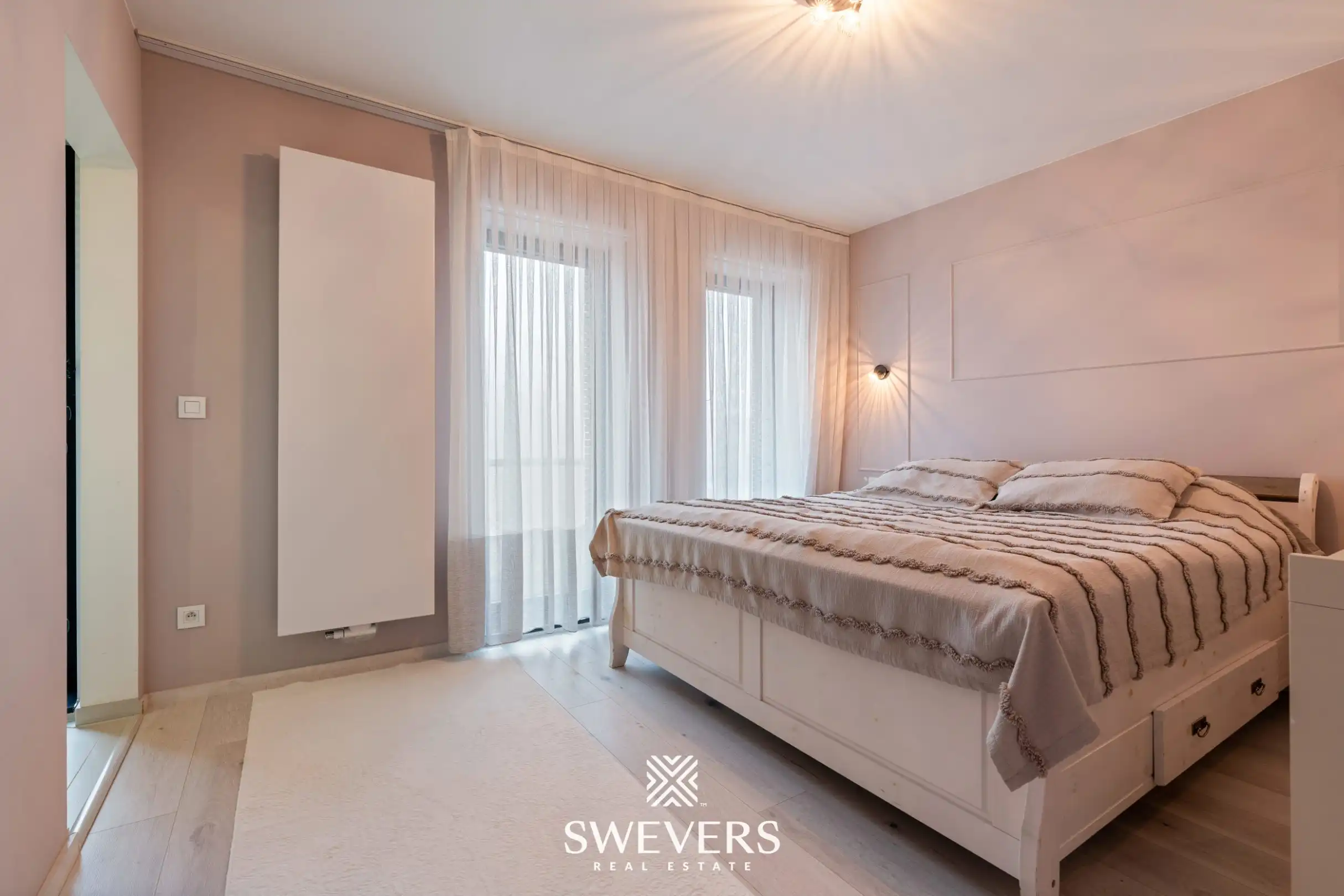 Instapklare, energiezuinige gezinswoning van 224m² te Beringen foto 14