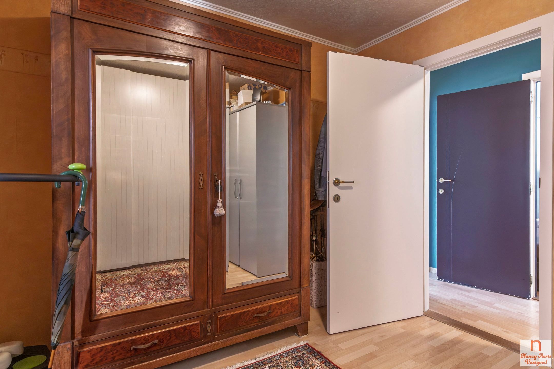 Ruim, stijlvol appartement met 3 slaapkamers foto 15