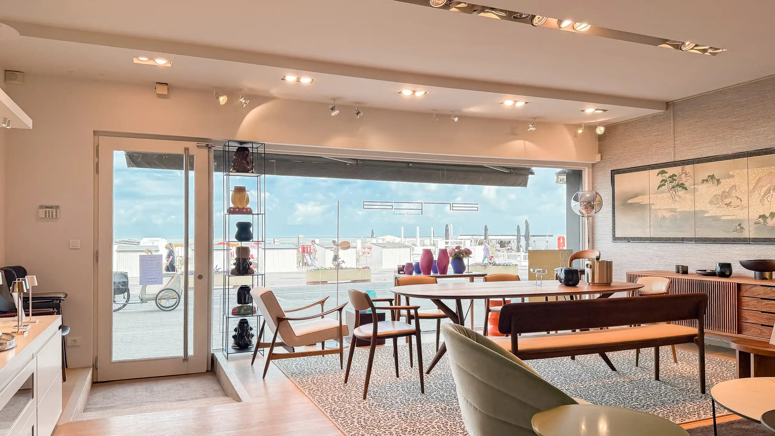 Uitzonderlijk gelegen handelsruimte op de Zeedijk i/h Zoute foto 11