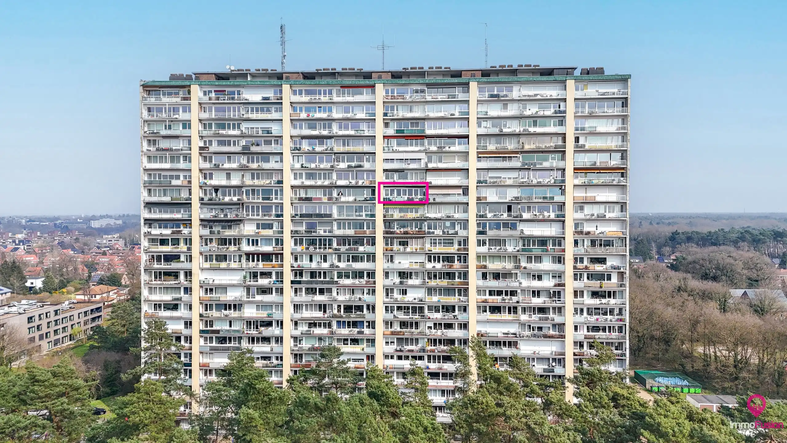 Instapklaar appartement van 109m² met 3 slpks te Genk EPC B! foto 2