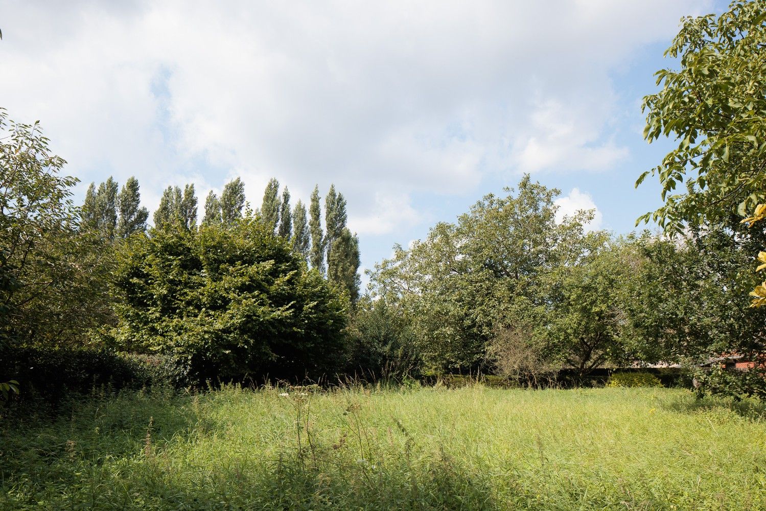 Bouwgrond van ca. 658m2 voor HOB op gunstige locatie. foto 1