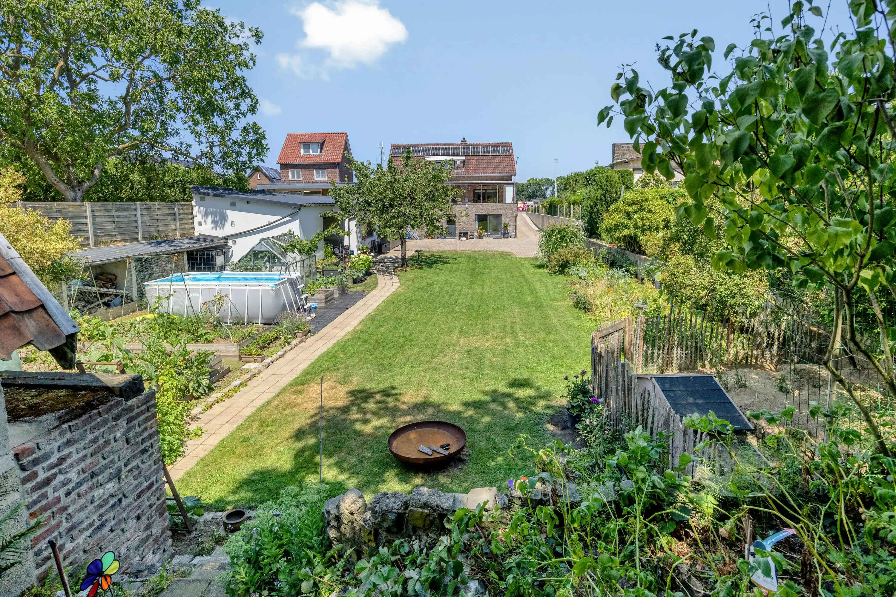 Kangoeroewoning met tuin en garages (90 m²) in Elen te koop foto {{pictureIndex}}
