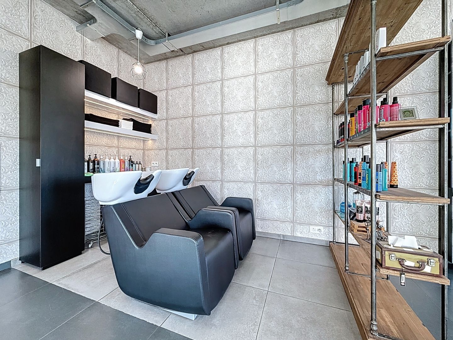 Centraal gelegen handelspand te Nieuwpoort-Bad foto 4