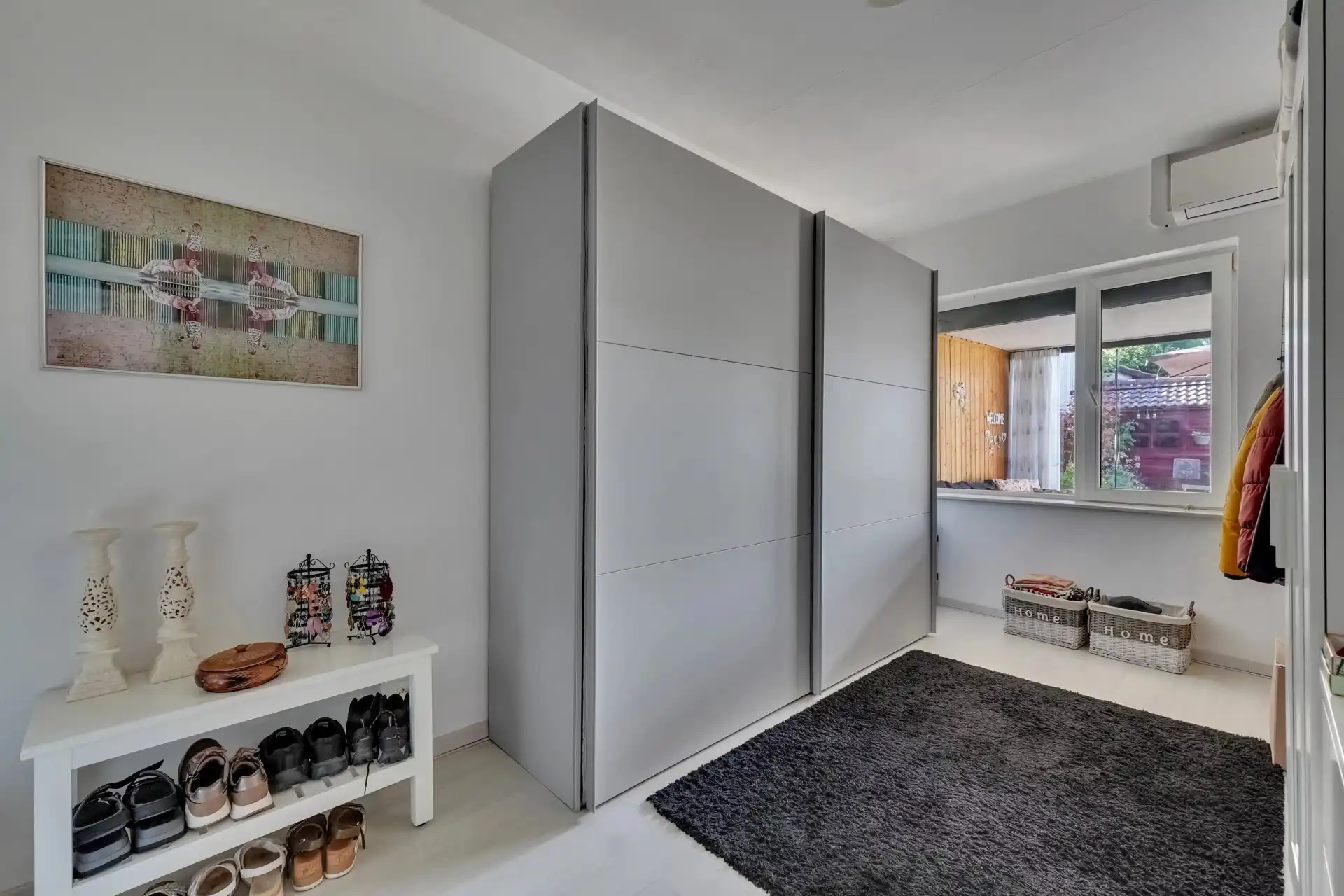 Volledig gerenoveerde gelijkvloerse woning met tuin in Riemst foto 11