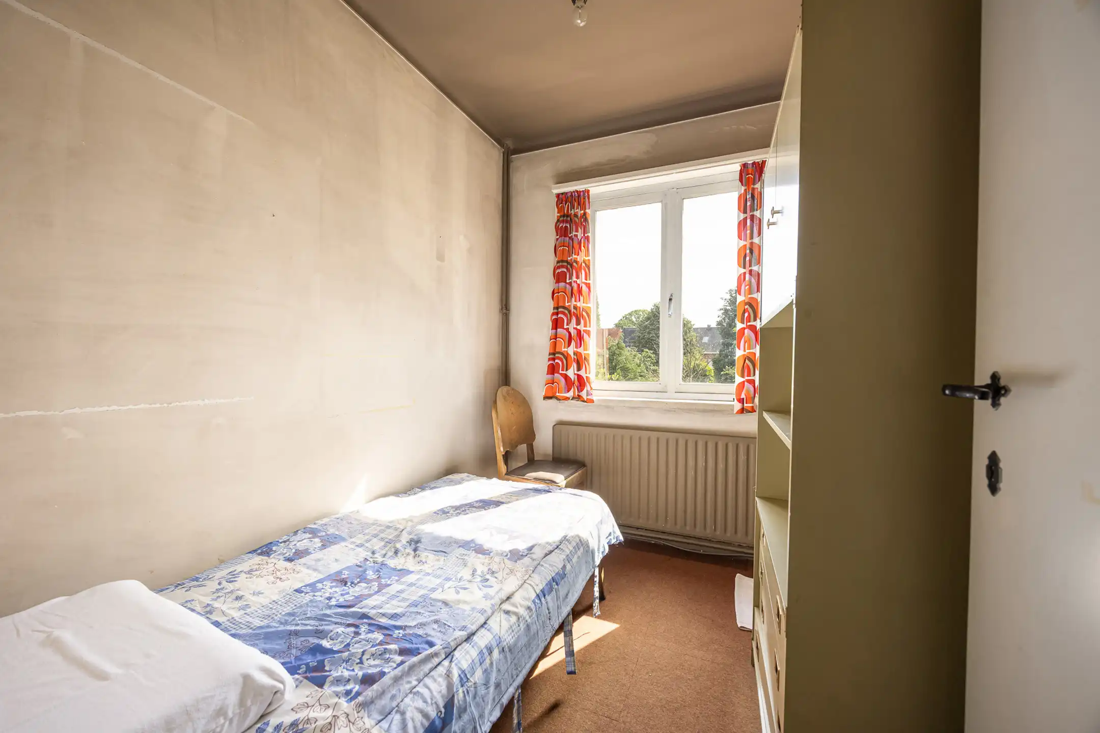 Te renoveren 6slpk-woning met tuin en garage te Turnhout. foto 17