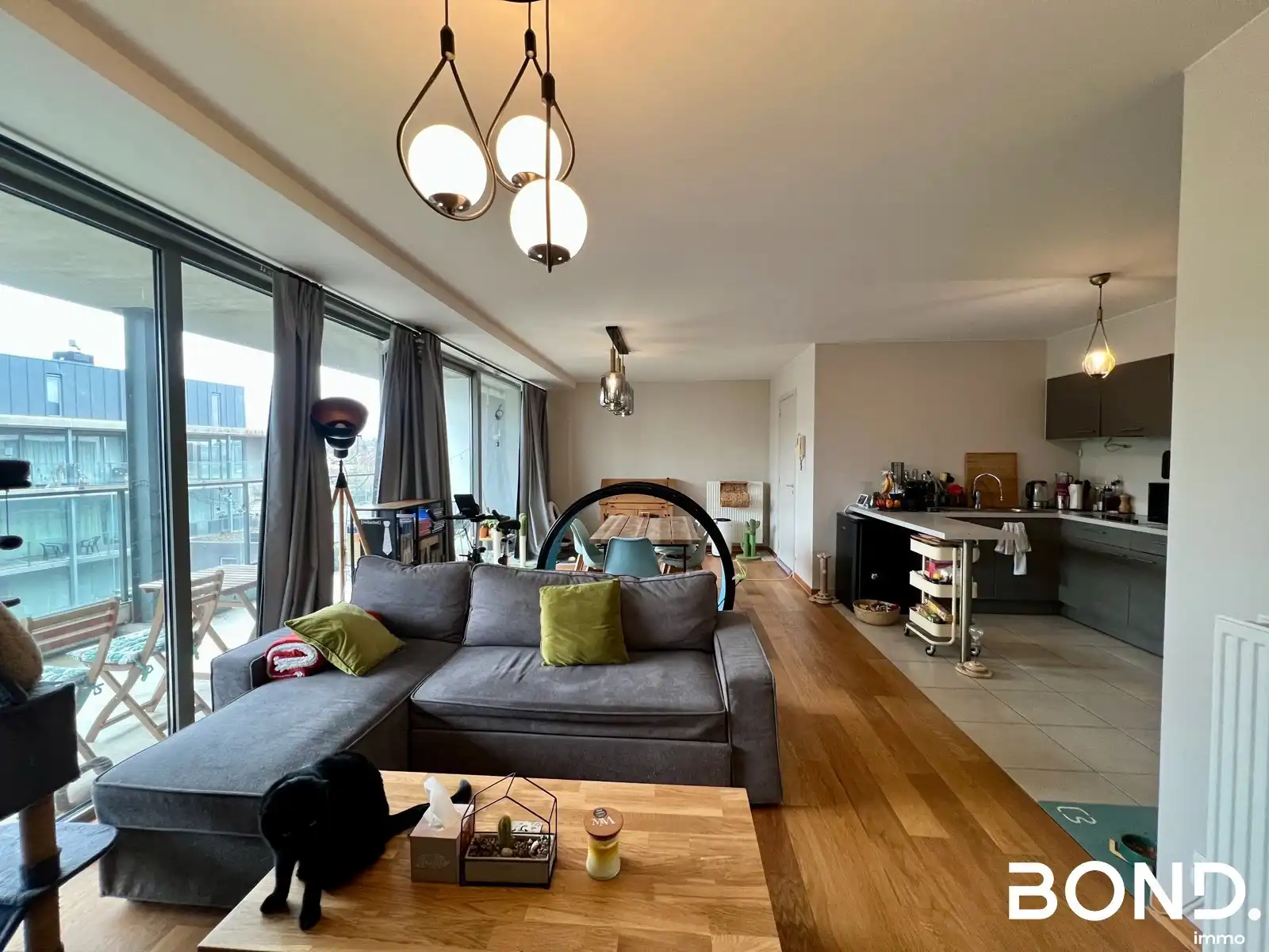 Ruim twee slaapkamer appartement te huur in Herent foto 2