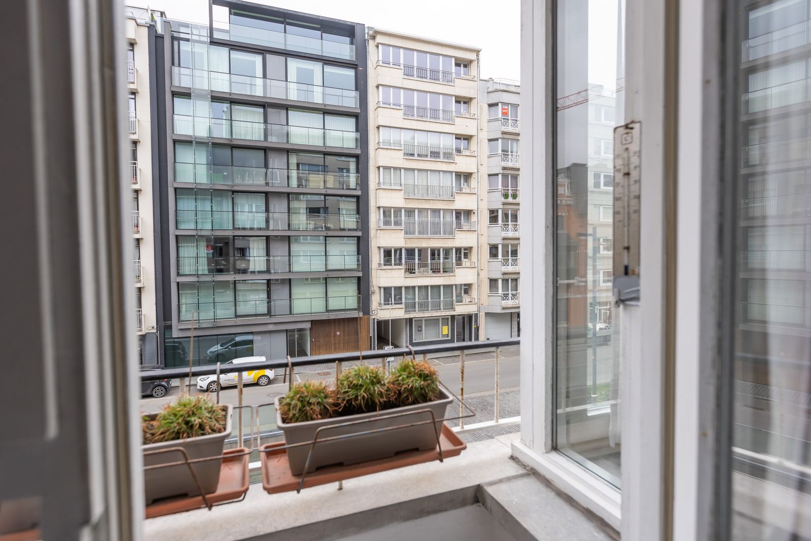 Verzorgd appartement met 2 slpk op topligging foto 3