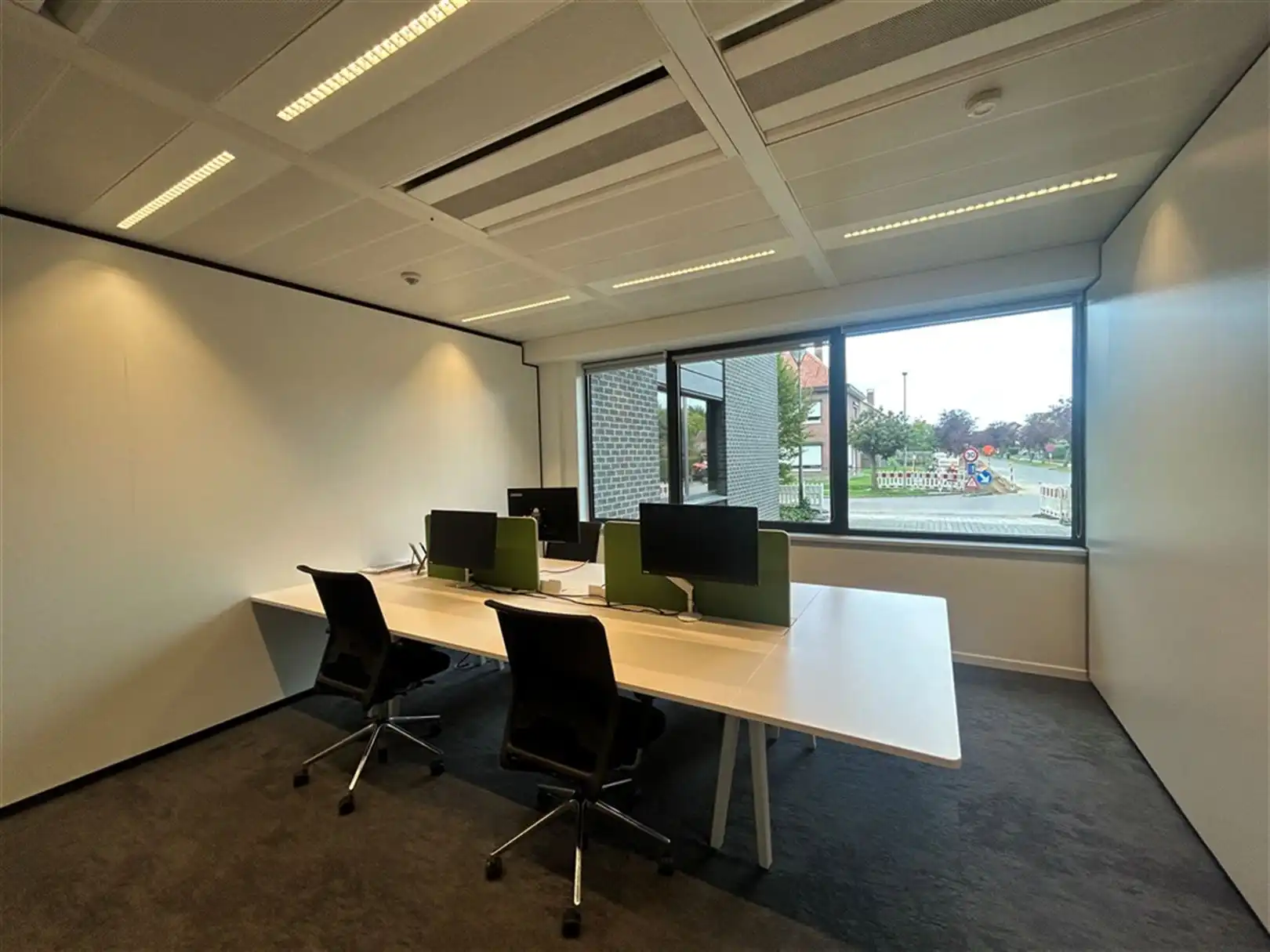 Gouverneur Roppesingel 13, Hasselt foto 10