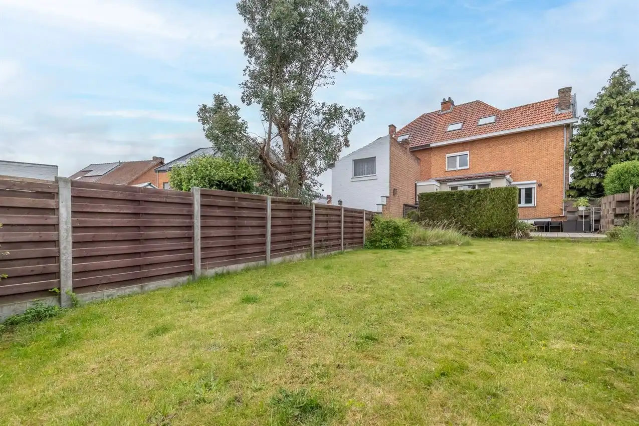 Gunstig gelegen woning met 3 slpk, tuin, carport, garage foto 37