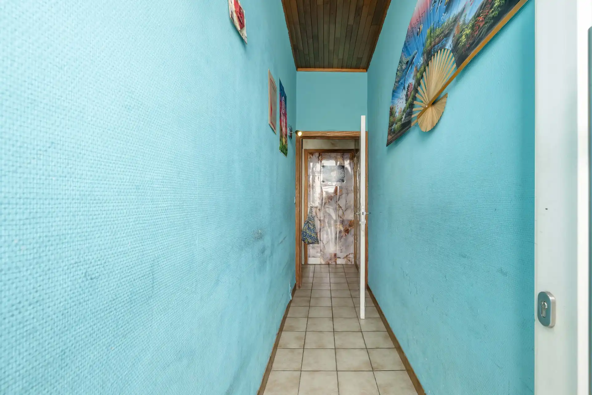 Charmevolle te renoveren woning met 3 slaapkamers en tuin op perceel van 405 m² te koop in Aalbeke foto 3