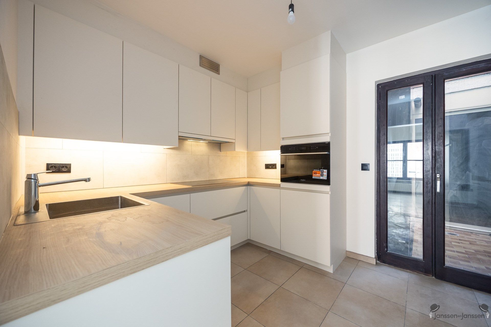 Ruim instapklaar appartement met 3 slaapkamers in hartje Aarschot. foto 10