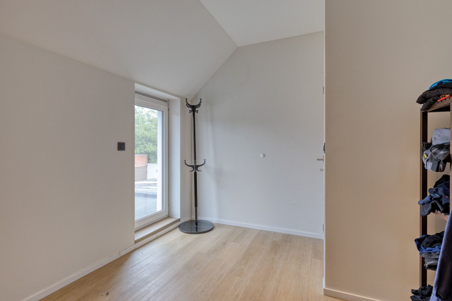 INSTAPKLARE, VOLLEDIG VERNIEUWDE WONING, IN HET HART VAN ASSENT! foto 22