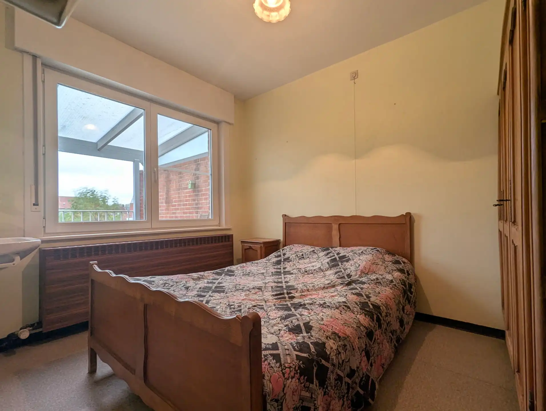 Ruime woning met zongerichte tuin te koop. Centrum De Panne aan zee. foto 12