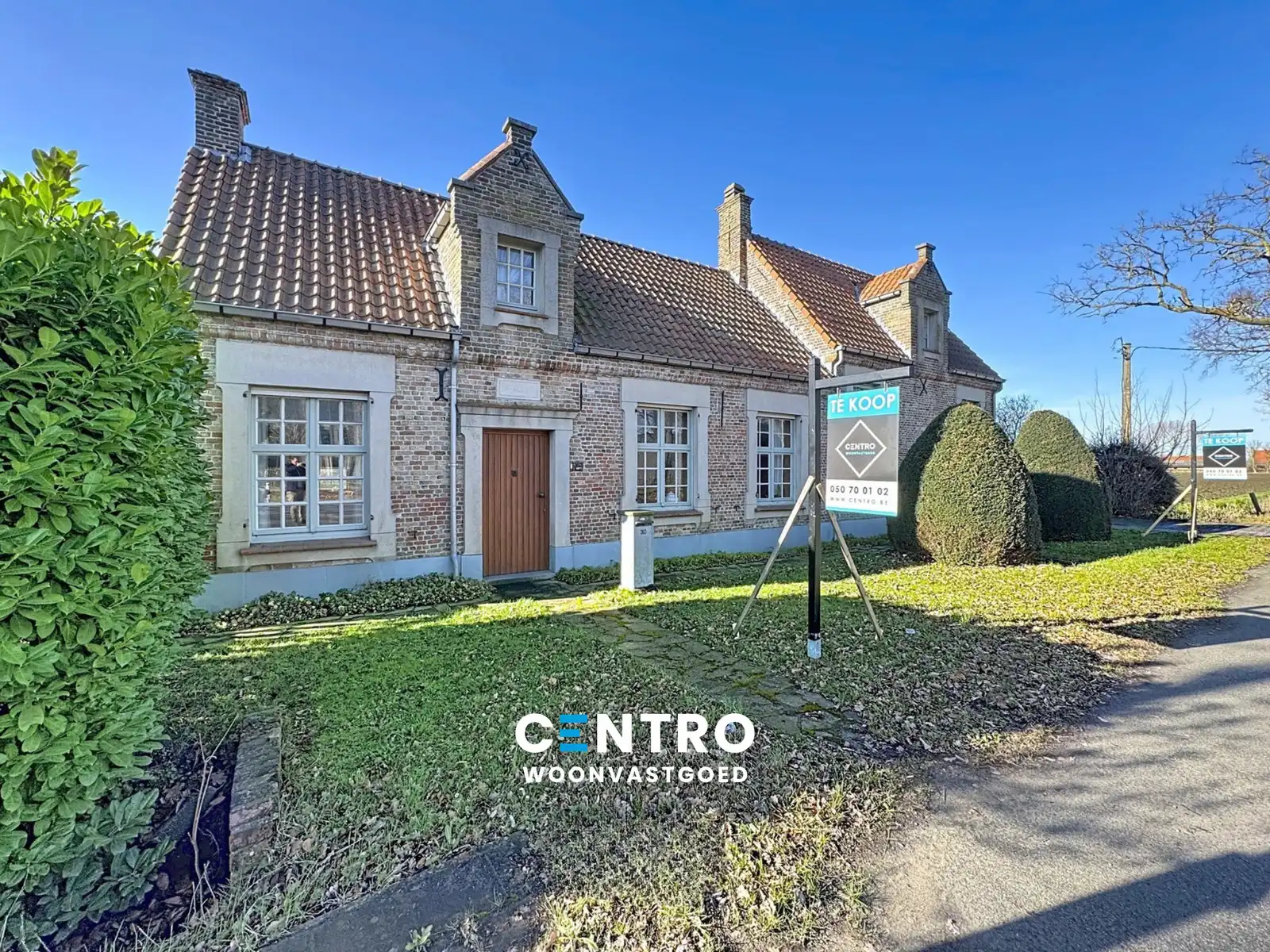 Hoofdfoto van de publicatie: Uiterst CHARMANTE woning aan INTERESSANTE prijs te Brugge!