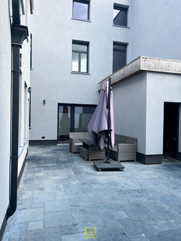 Uitzonderlijk pand met veel mogelijkheden foto 30
