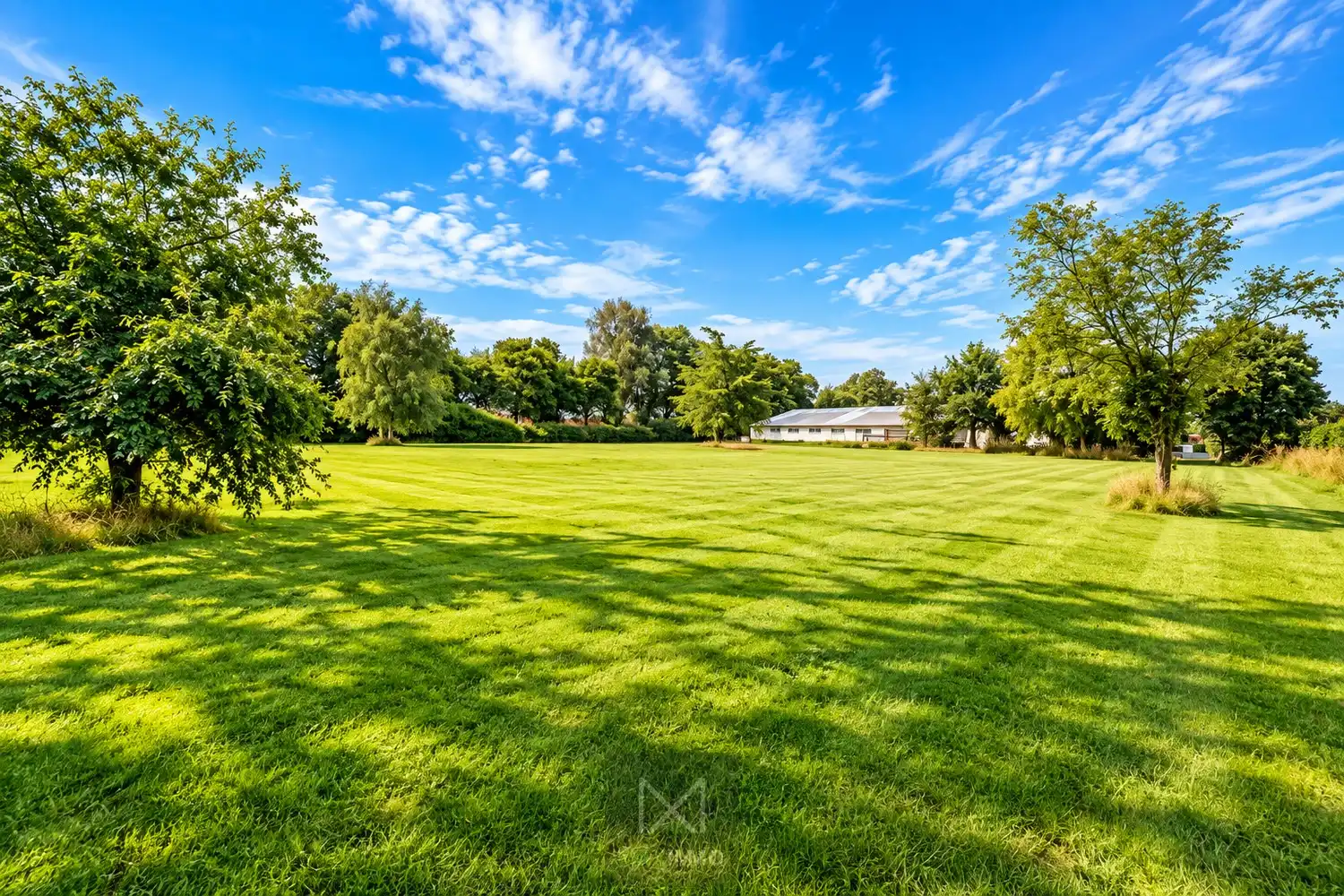 Luxevilla op 2 hectare met zwembad, loods en zicht op de Kemmelberg foto 8