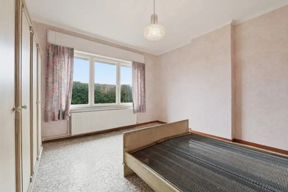 OP TE FRISSEN GEZINSWONING MET GARAGE OP EEN RUIM PERCEEL VAN 10A IN GINGELOM foto 25