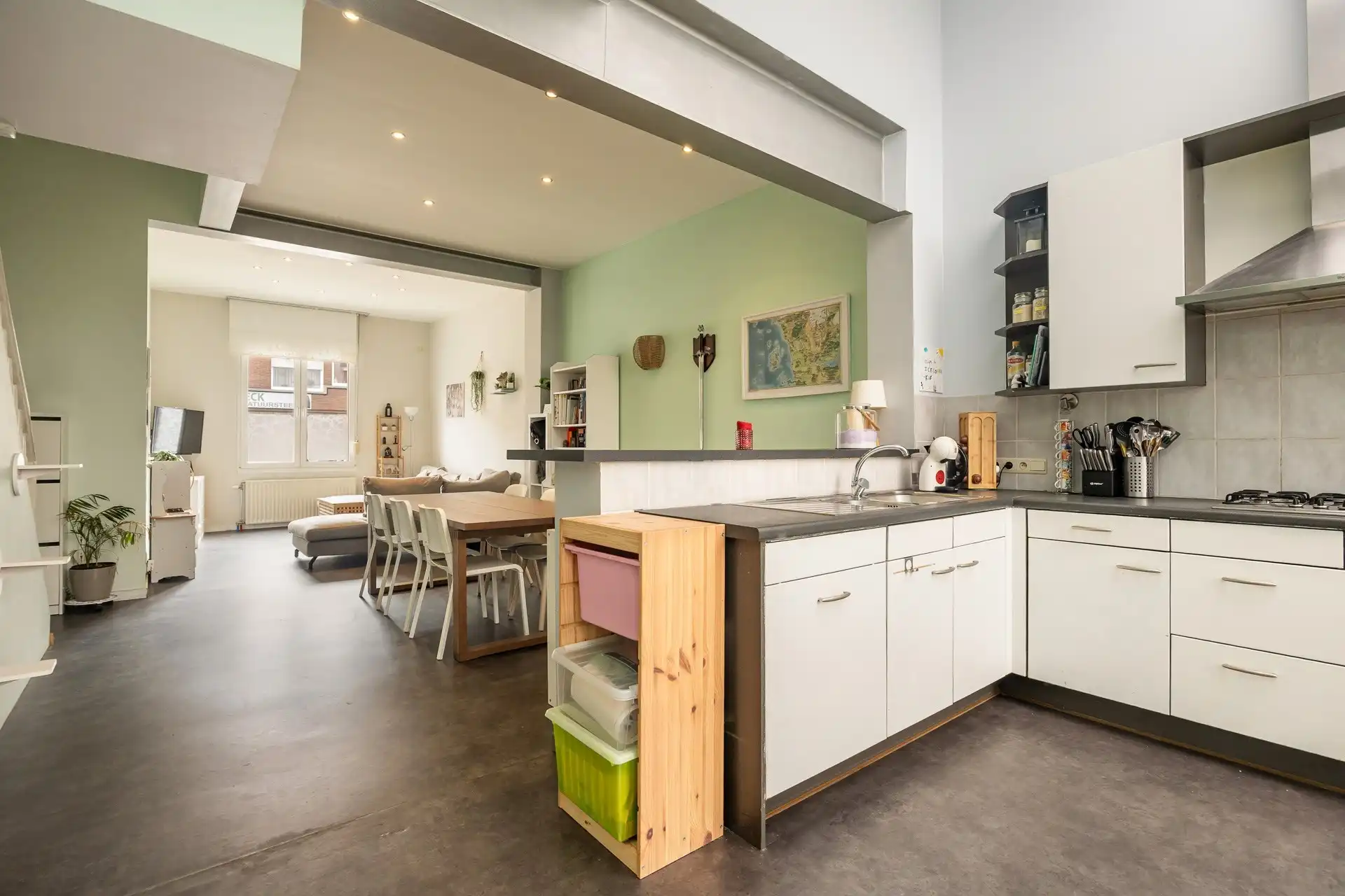 Instapklare woning met 4 slaapkamers in Wilrijk foto 7