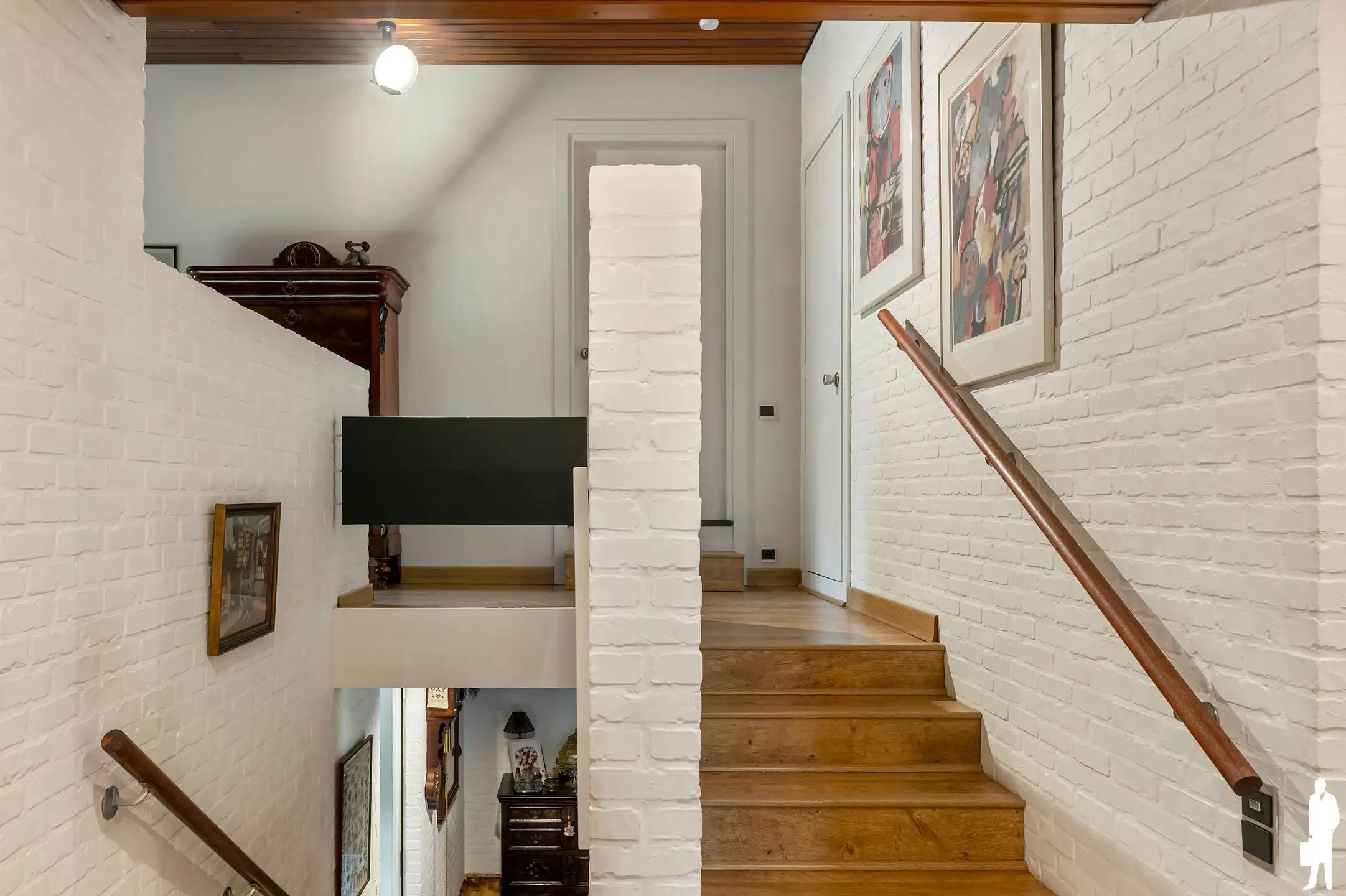 Karaktervolle villa op uitzonderlijk rustig perceel in een groene residentiële omgeving te Schotenhof! foto 9