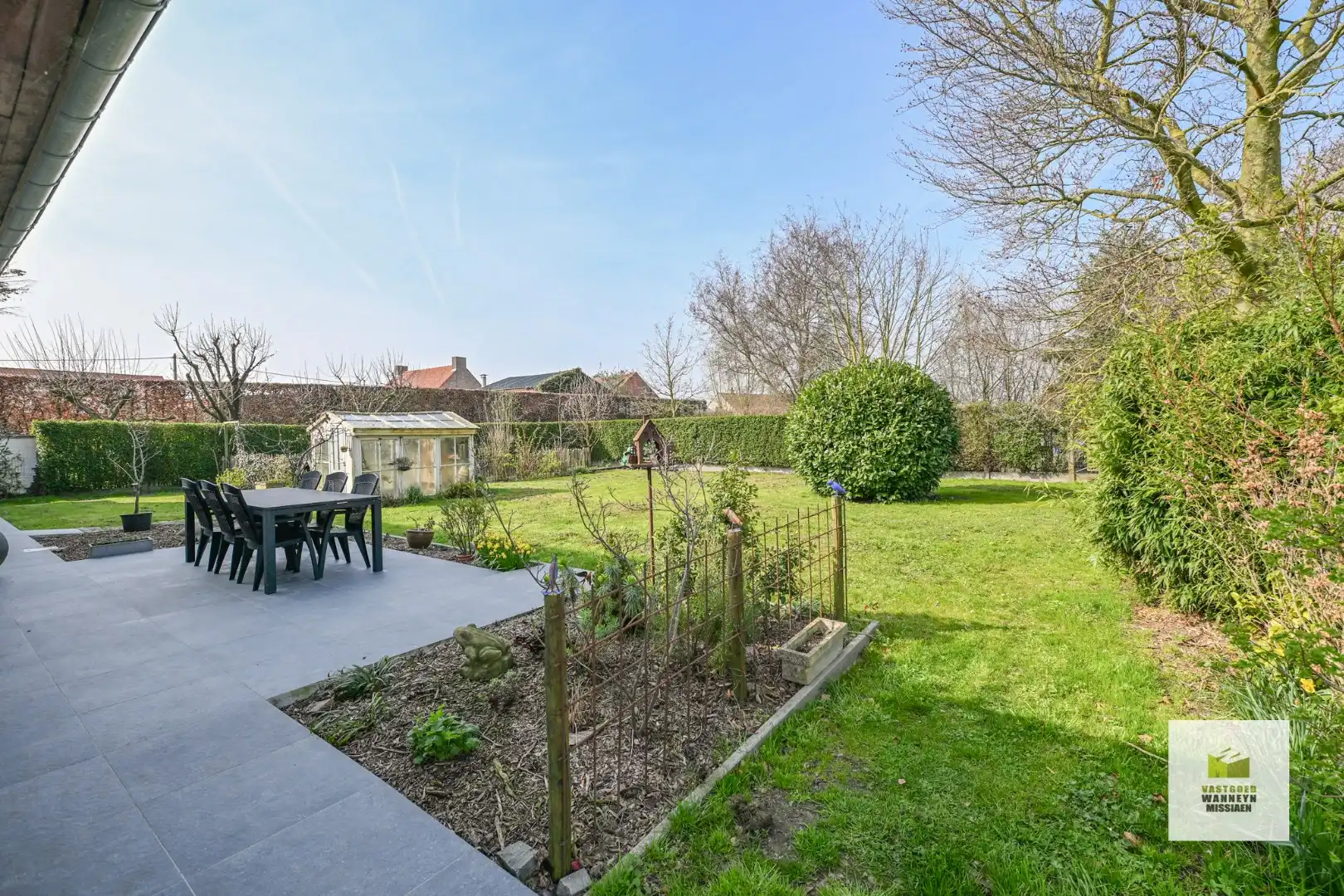 Landelijk en zeer rustig gelegen open bebouwing met 4 slaapkamers op 2.125m2 foto 33