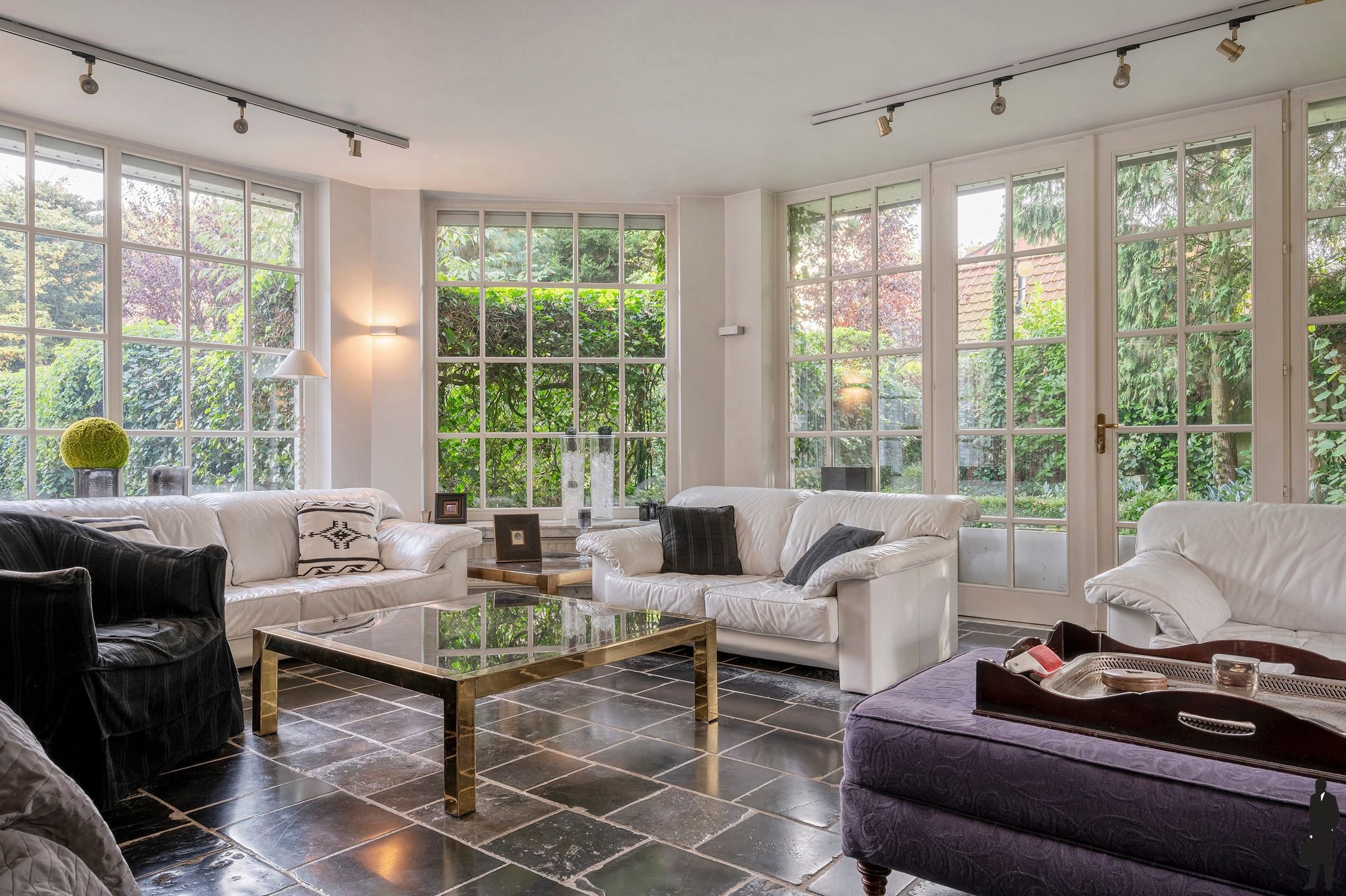  Goed onderhouden in het centrum gelegen karaktervilla op een perceel van ca. 1.938 m²! foto 10