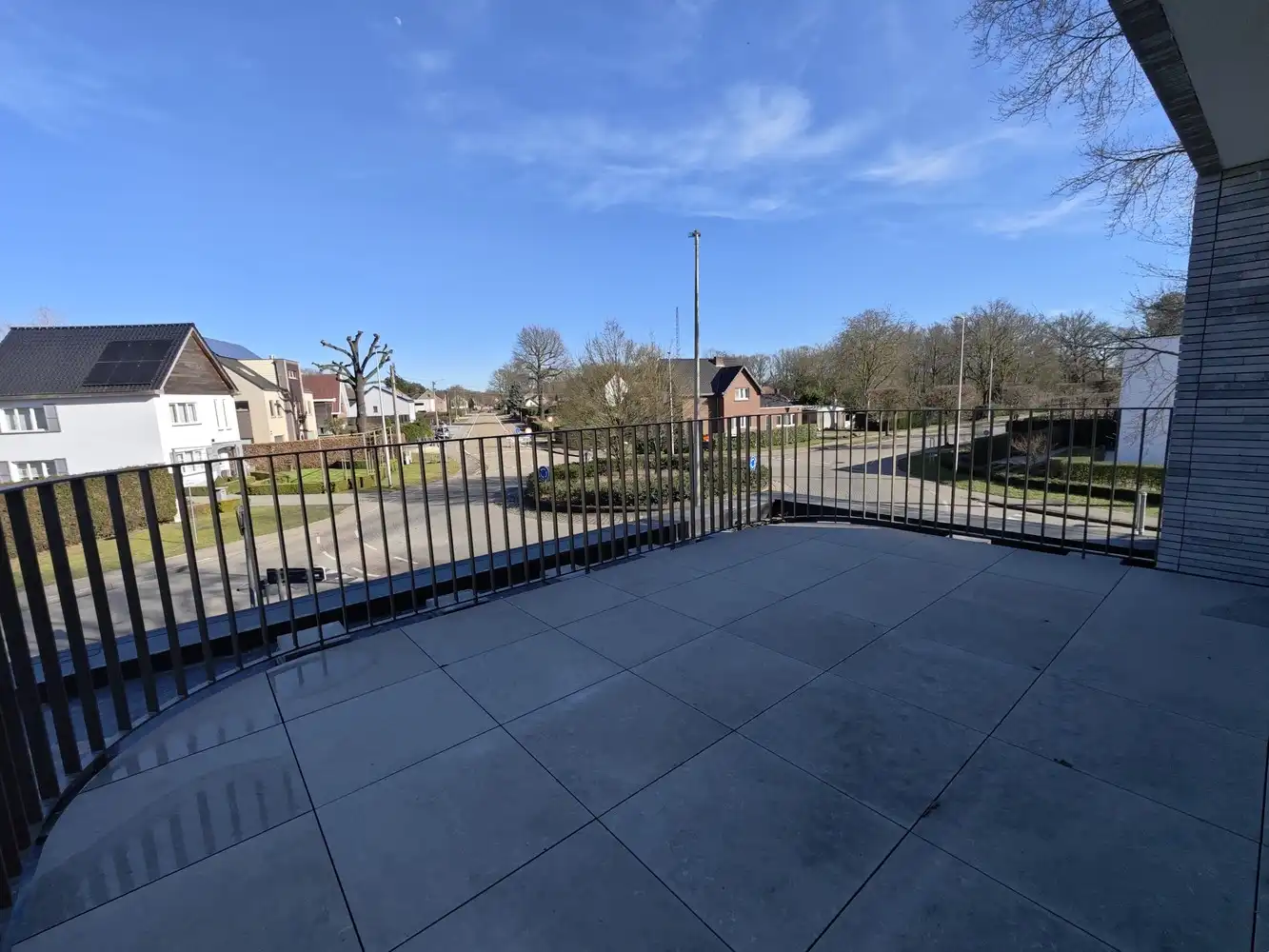 High-end nieuwbouw-duplex met ruim terras, parking en ruime buitenberging foto 25