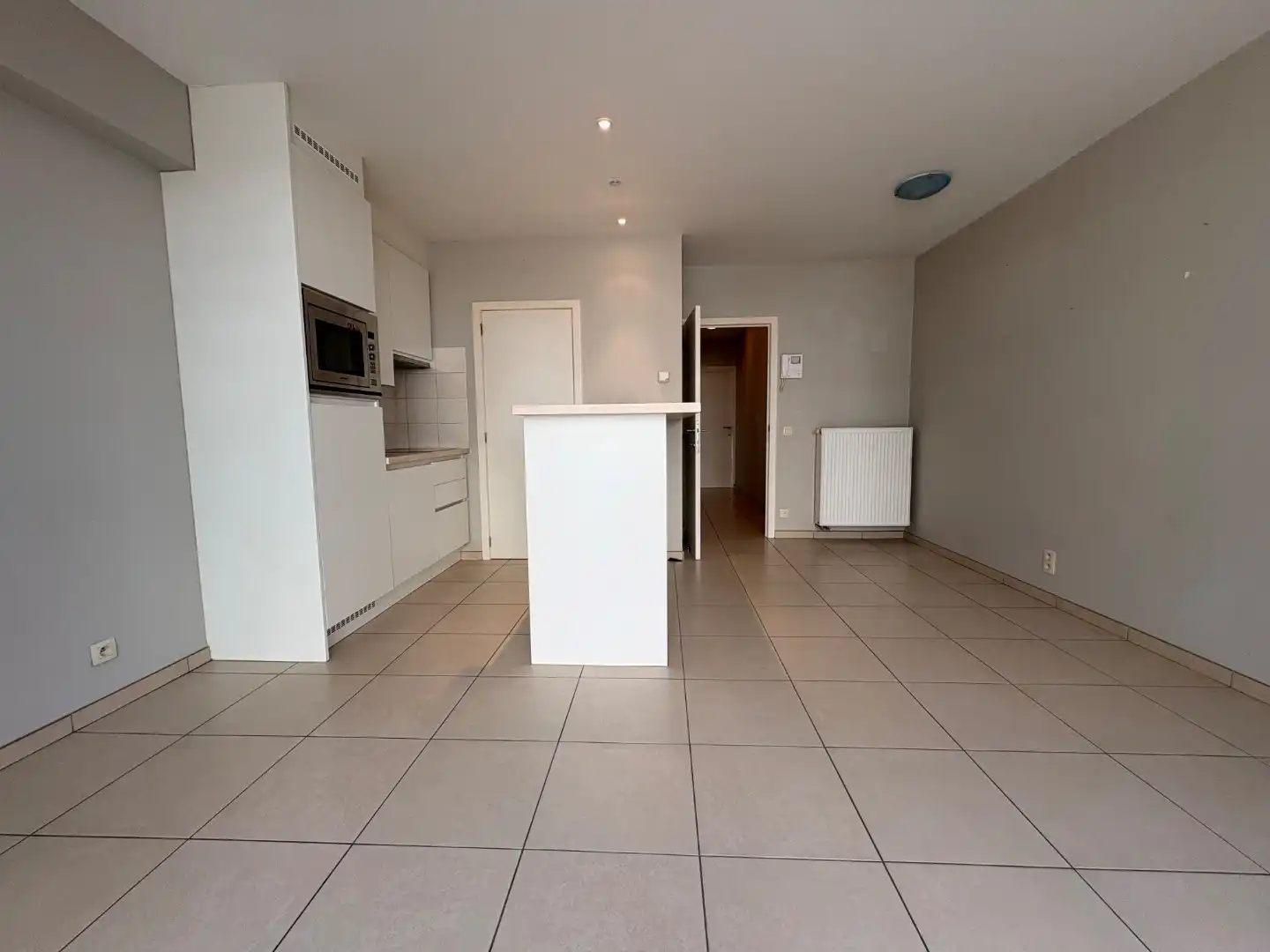 Appartement te huur met 2 slaapkamers inclusief garage foto 5