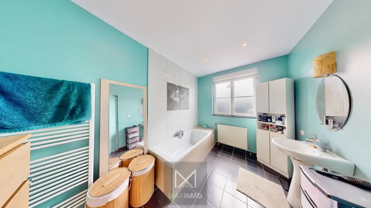 🏡 Instapklare woning te koop in Rekkem foto 11