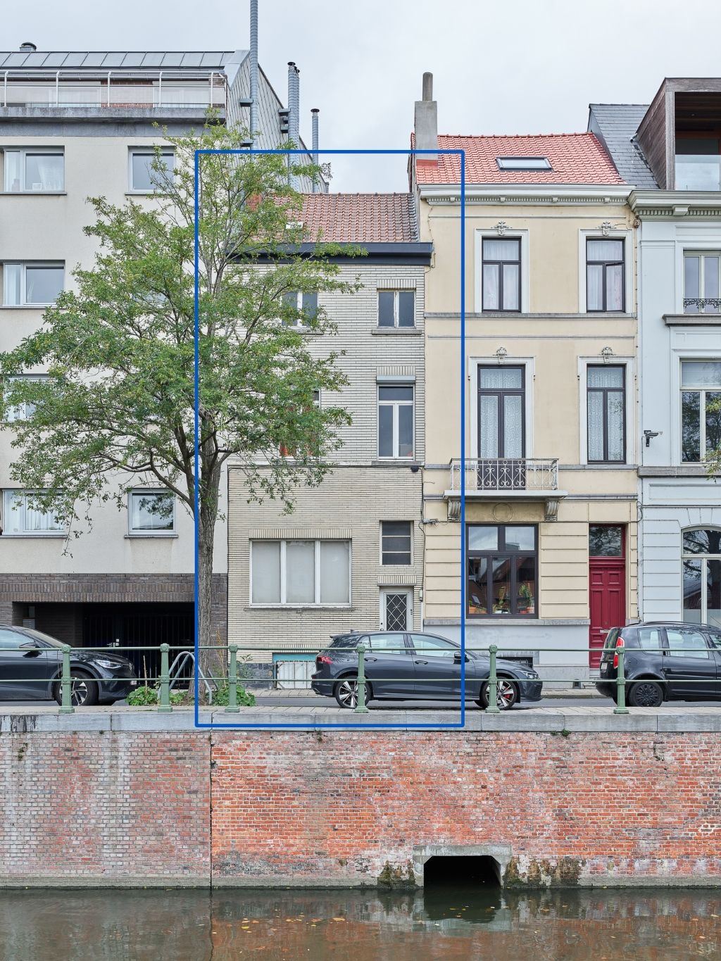 Te renoveren woning (BVO 163 m²) op een absolute toplocatie aan het water foto 5