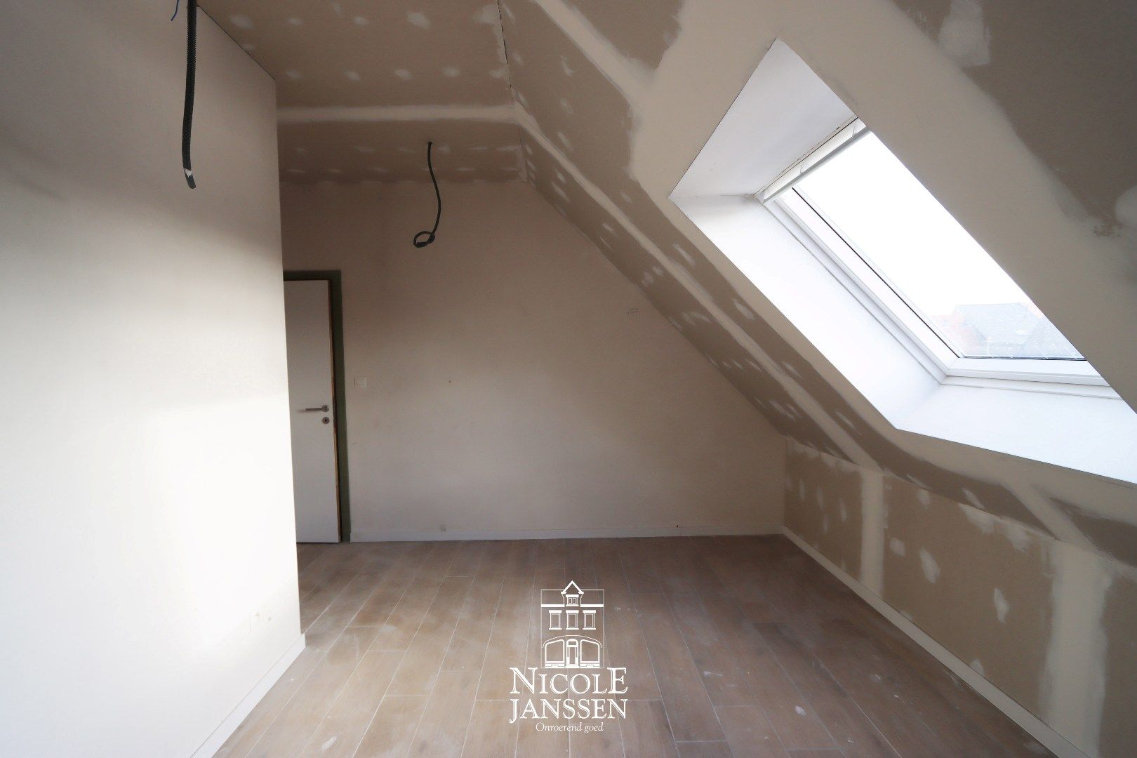 Duplex-appartement op de 2e en 3e verdieping (2.2)  van 125,93m² met 2 slaapkamers en terras van 12,16m² foto 9