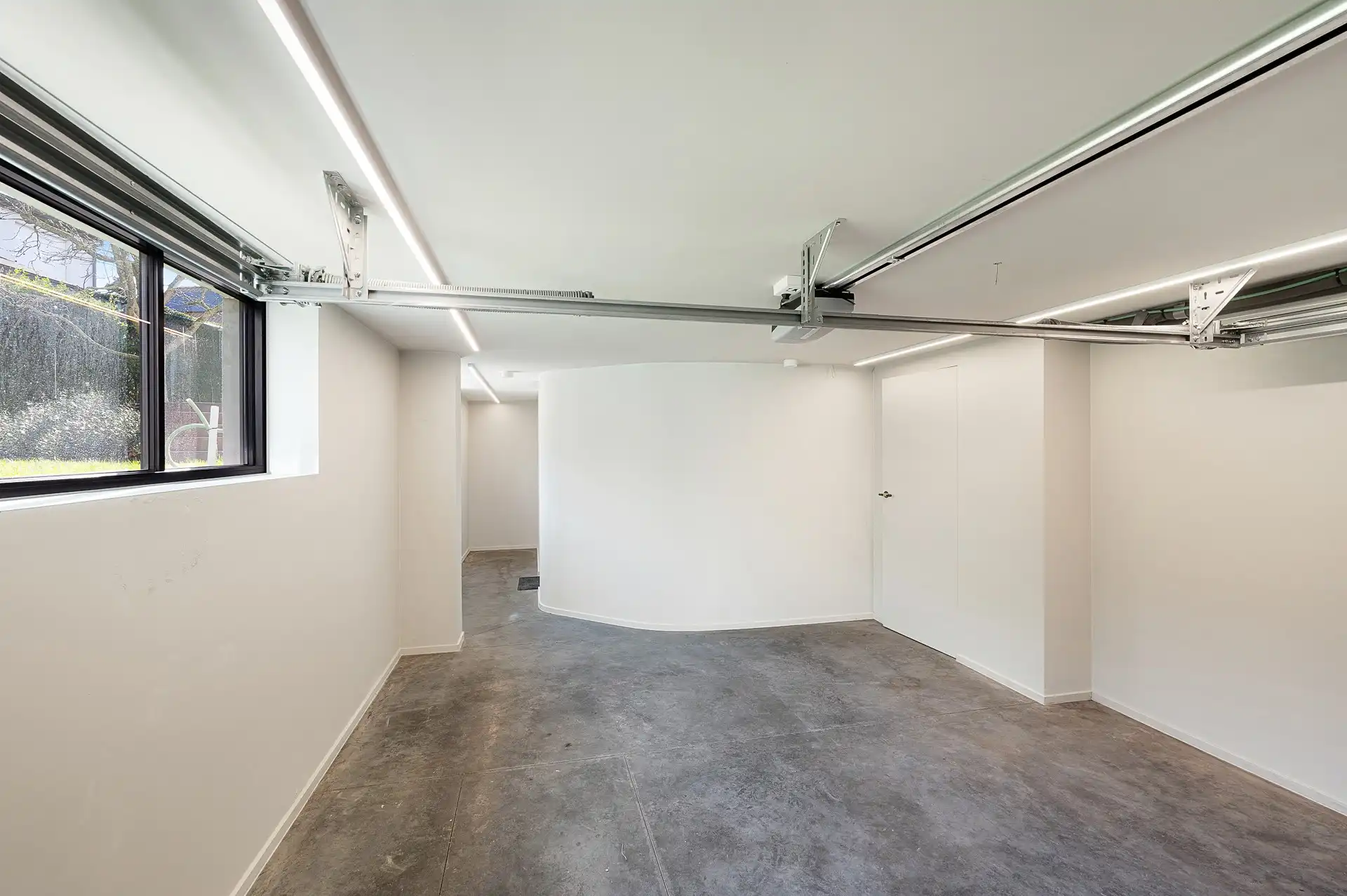 Exclusieve, luxueus gerenoveerde villa op topligging in Duinbergen, vlakbij zee foto 53