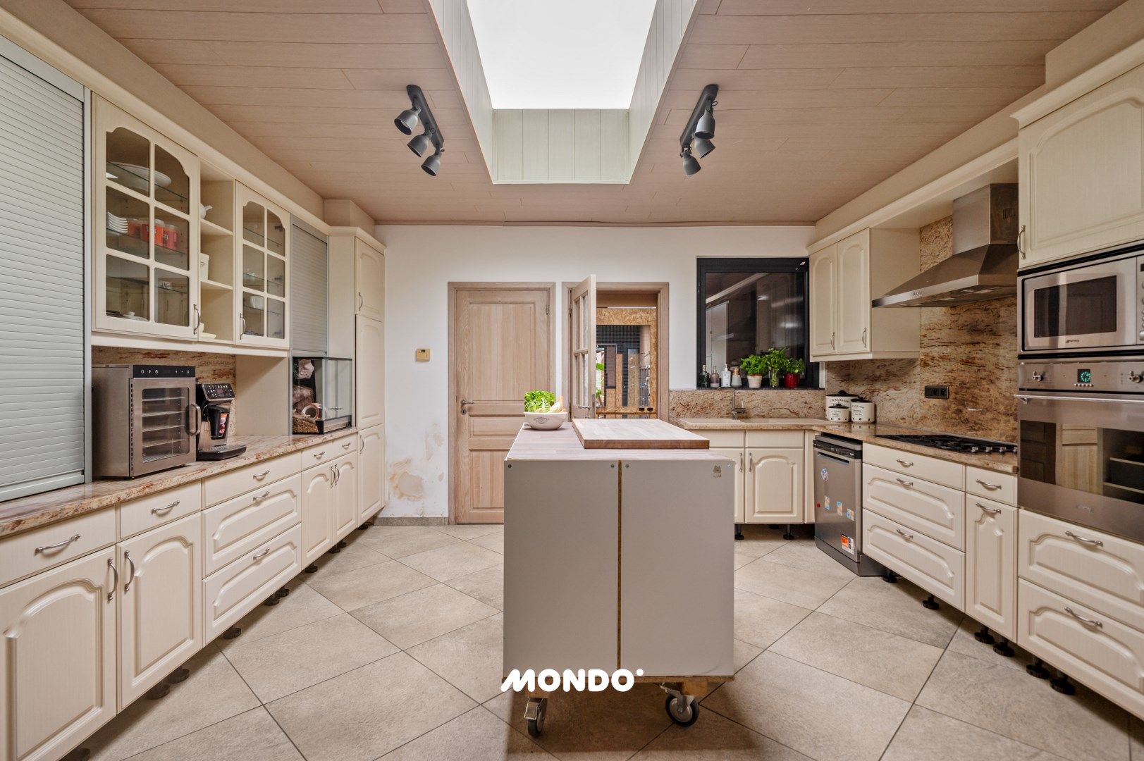 Charmante woning met 3 slaapkamers en gigantische tuin te koop in Hoboken - EPC B! foto 5