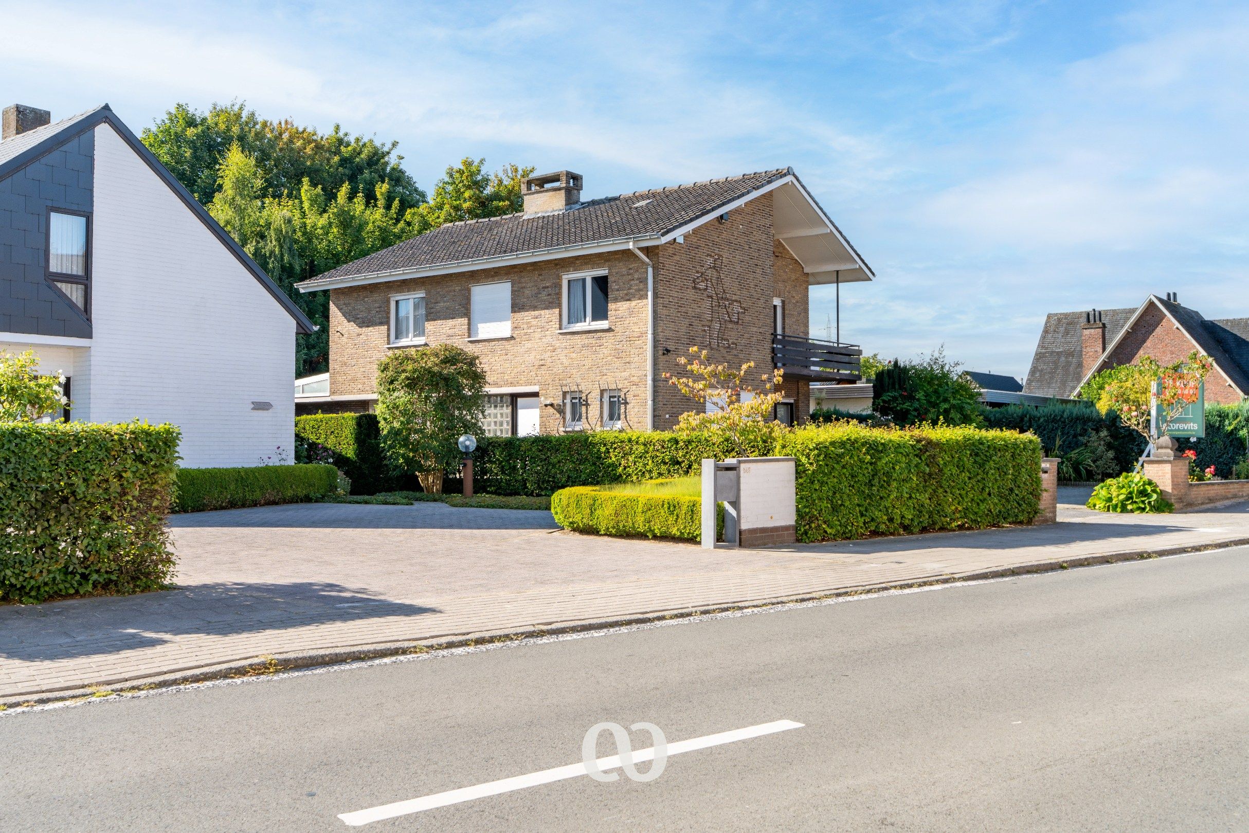 Hoofdfoto van de publicatie: Ruime villa met grote tuin in centrum Oudenaarde