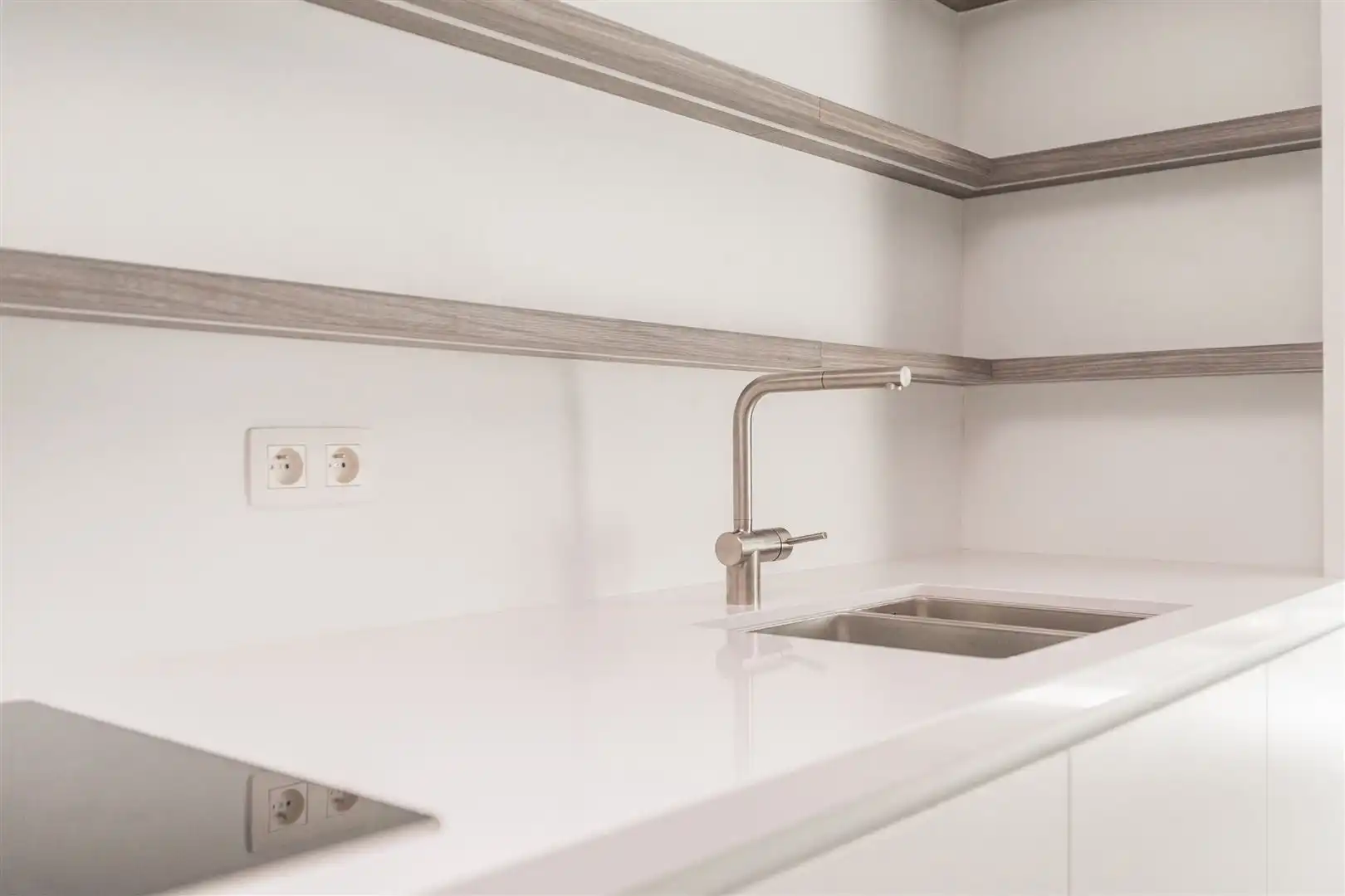 Stijlvol gerenoveerd appartement foto 4