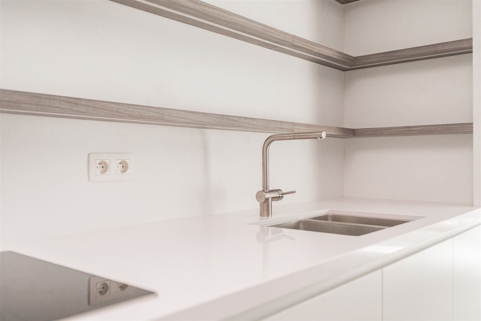 Stijlvol gerenoveerd appartement foto 4