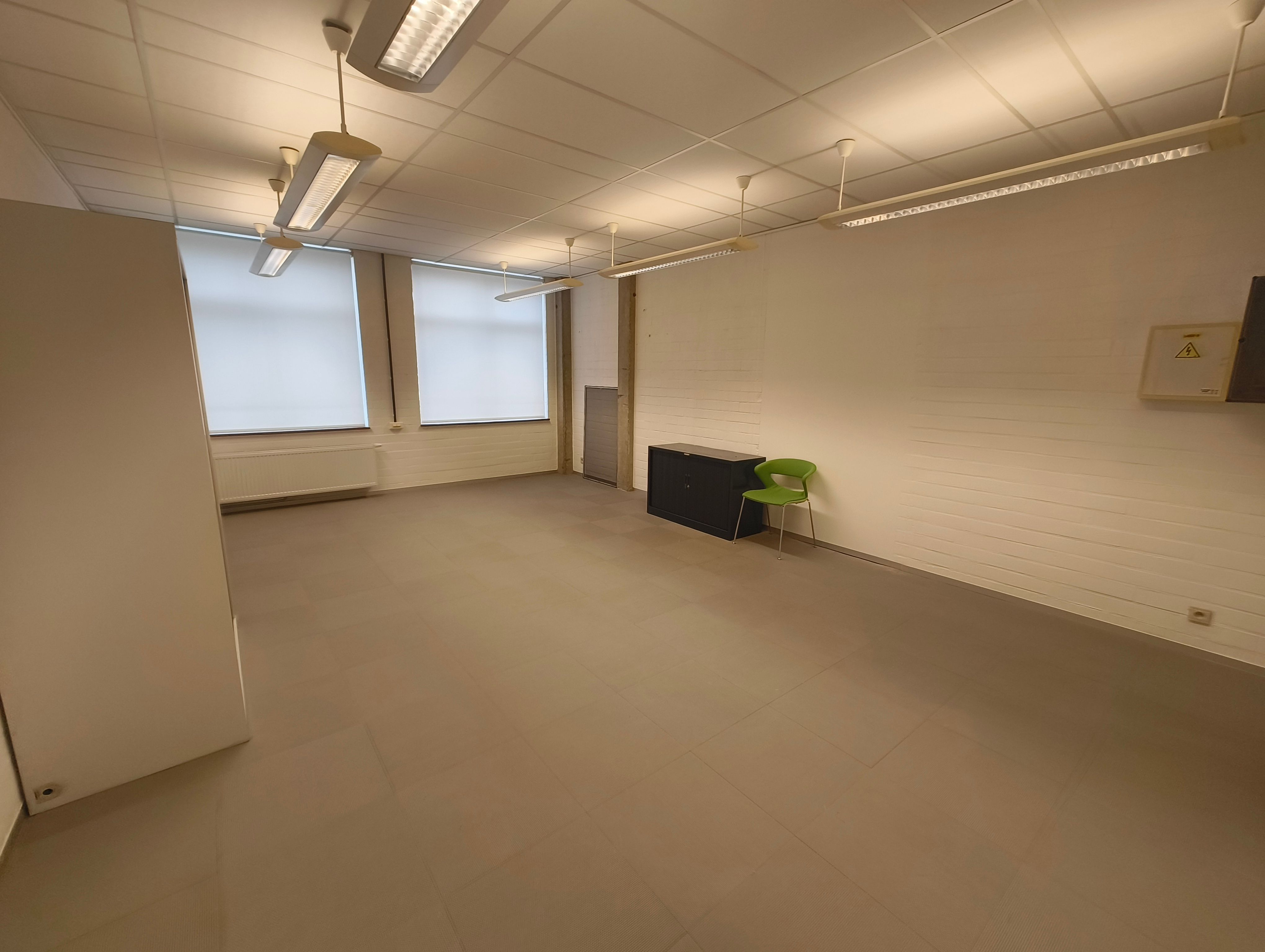 Kantoor te huur Dehemlaan 31 - 8900 Ieper