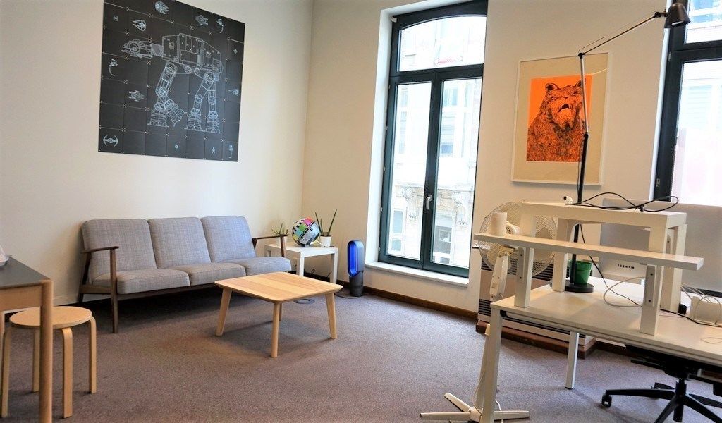 Kantoorruimte te huur in gerenoveerde herenwoning in centrum Gent foto 2