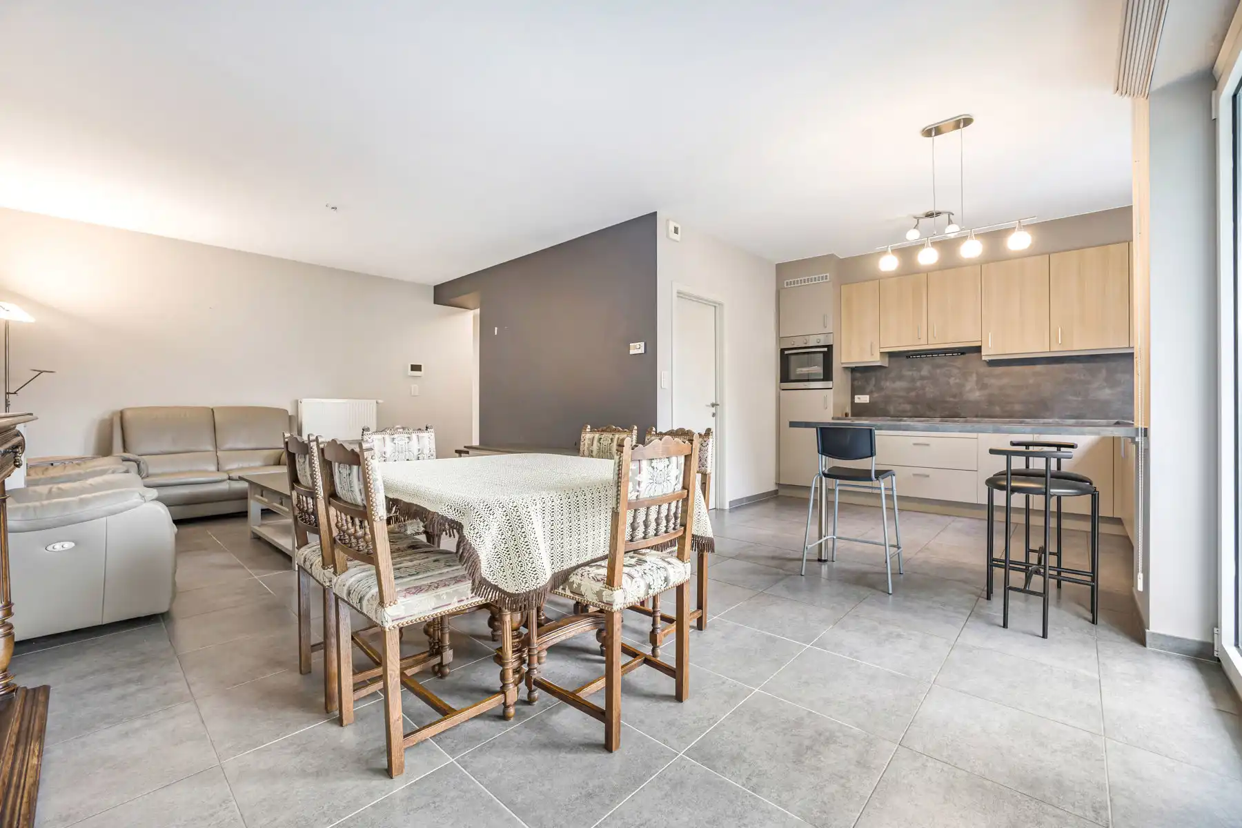 Zeer gunstig gelegen appartement met 2 slaapkamers + garage foto 7