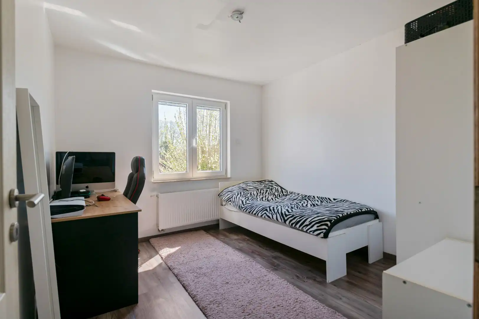 Gerenoveerde woning met tuin, carport en rustige ligging in Willebroek! foto 16