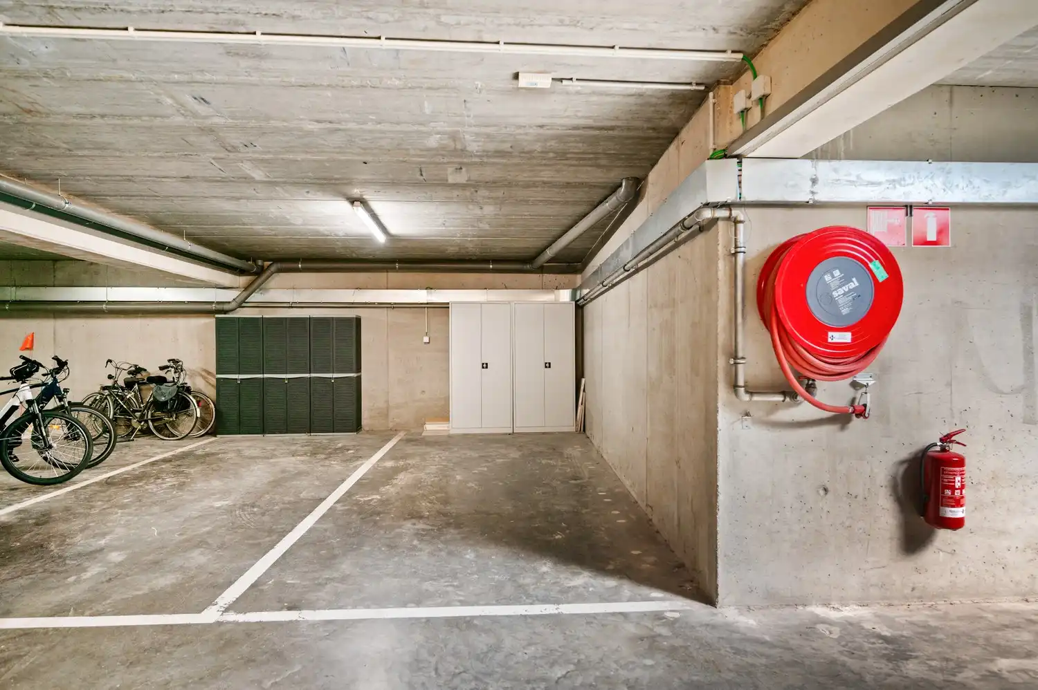 Energiezuinig app. met 2 slpkrs, terras en parkeerplaats te Lier foto 13