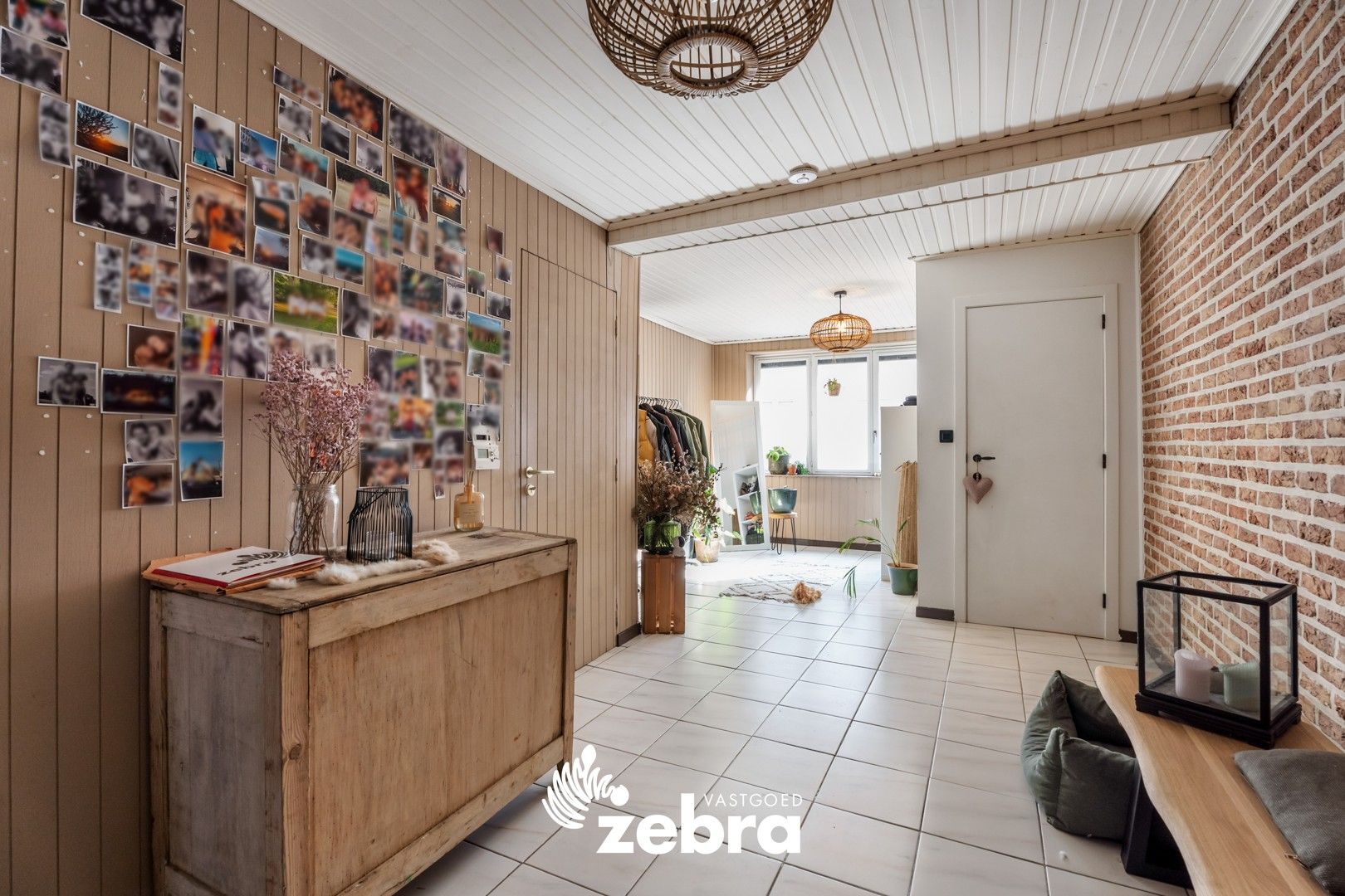 Instapklare woning met drie slaapkamers en stadskoer in het centrum van Tielt! foto 5