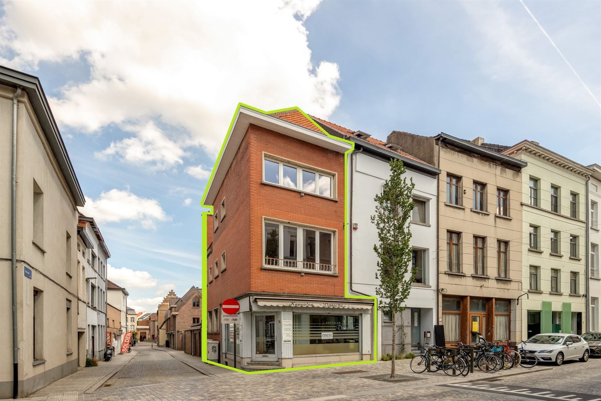 Hoofdfoto van de publicatie: Gezinswoning/handelshuis op toplocatie in Mechelen 